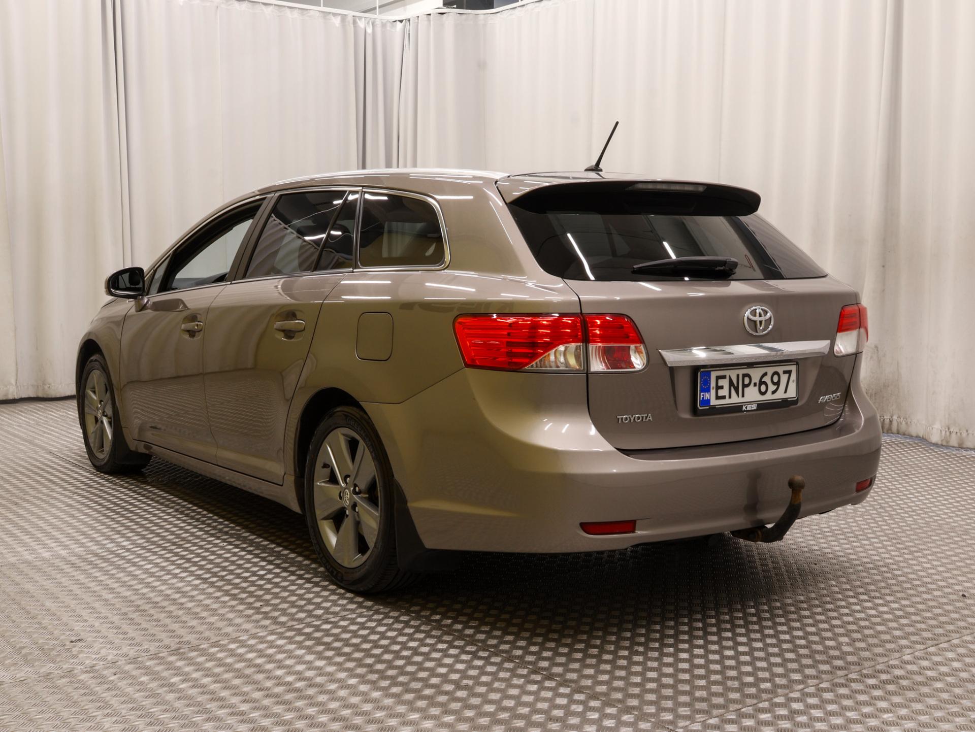 Toyota Avensis 2015, kuva 5/29