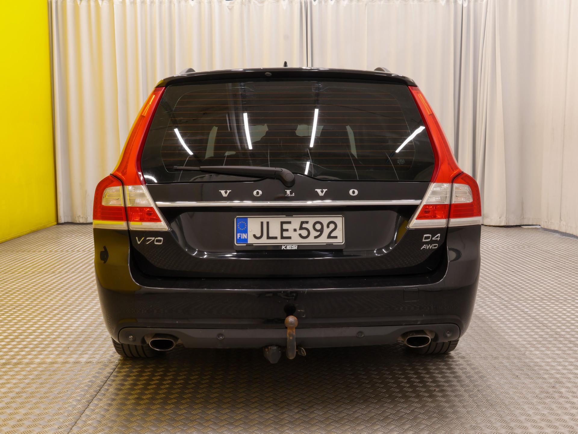 Näytä kaikki kuvat: 2014 Volvo V70