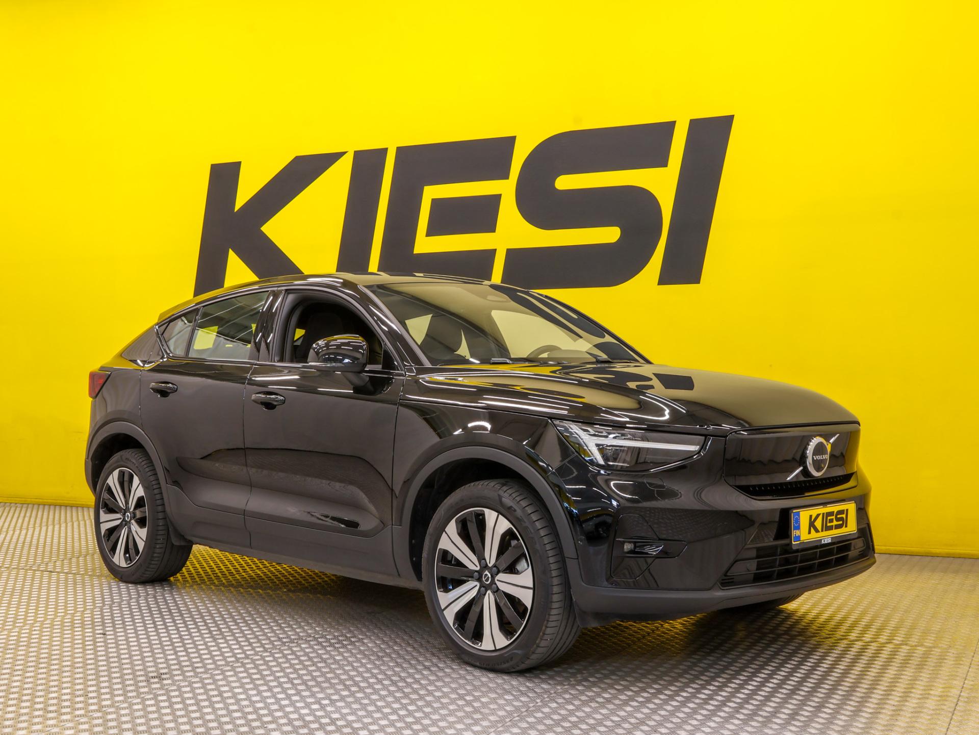 2022 Volvo C40