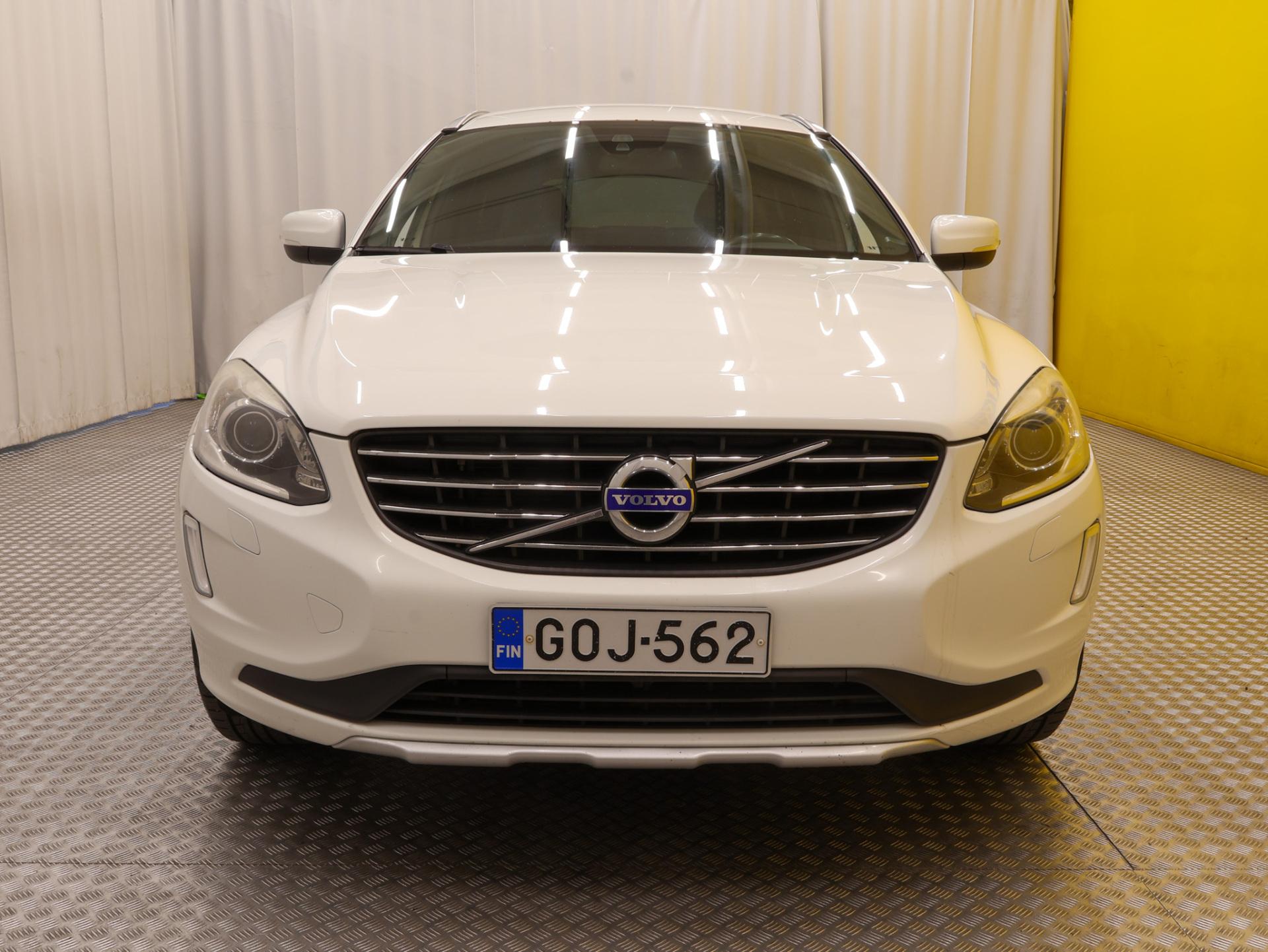Volvo XC60 D4 R-Design 2014, photo 7/28