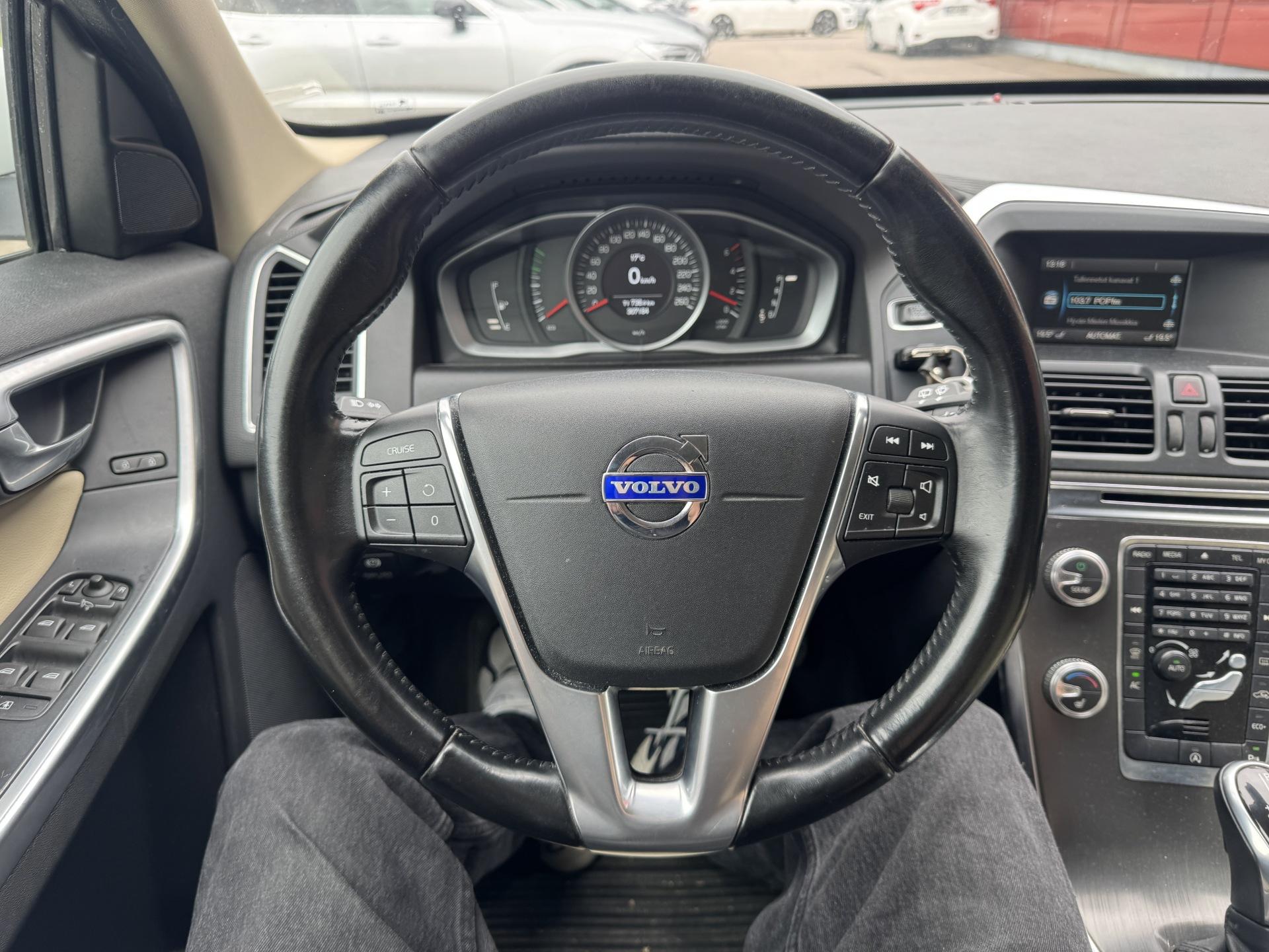 Volvo XC60 D4 Business Summum aut 2015, kuva 7/26