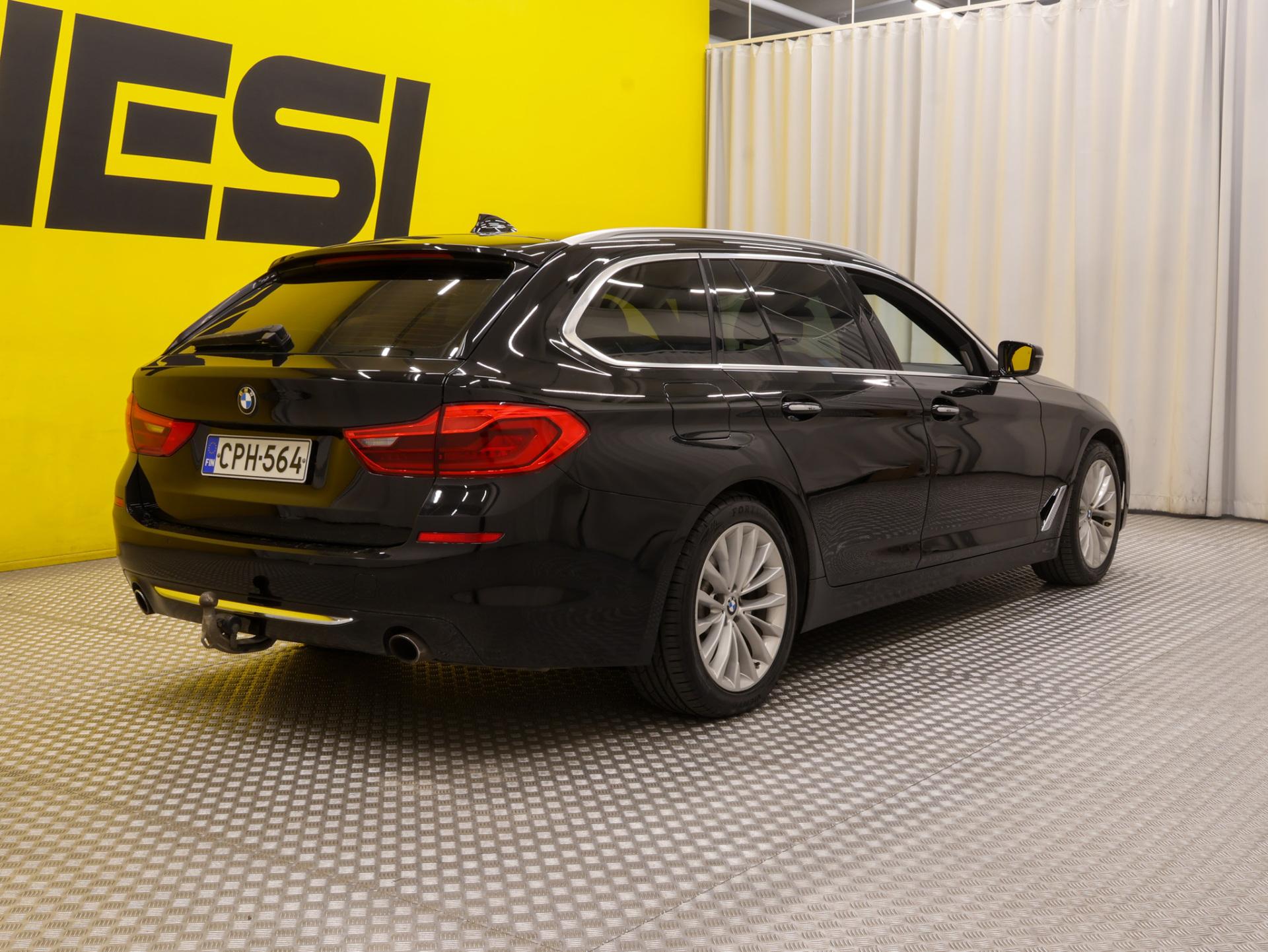 Pienoiskuva 3: 2017 BMW 530