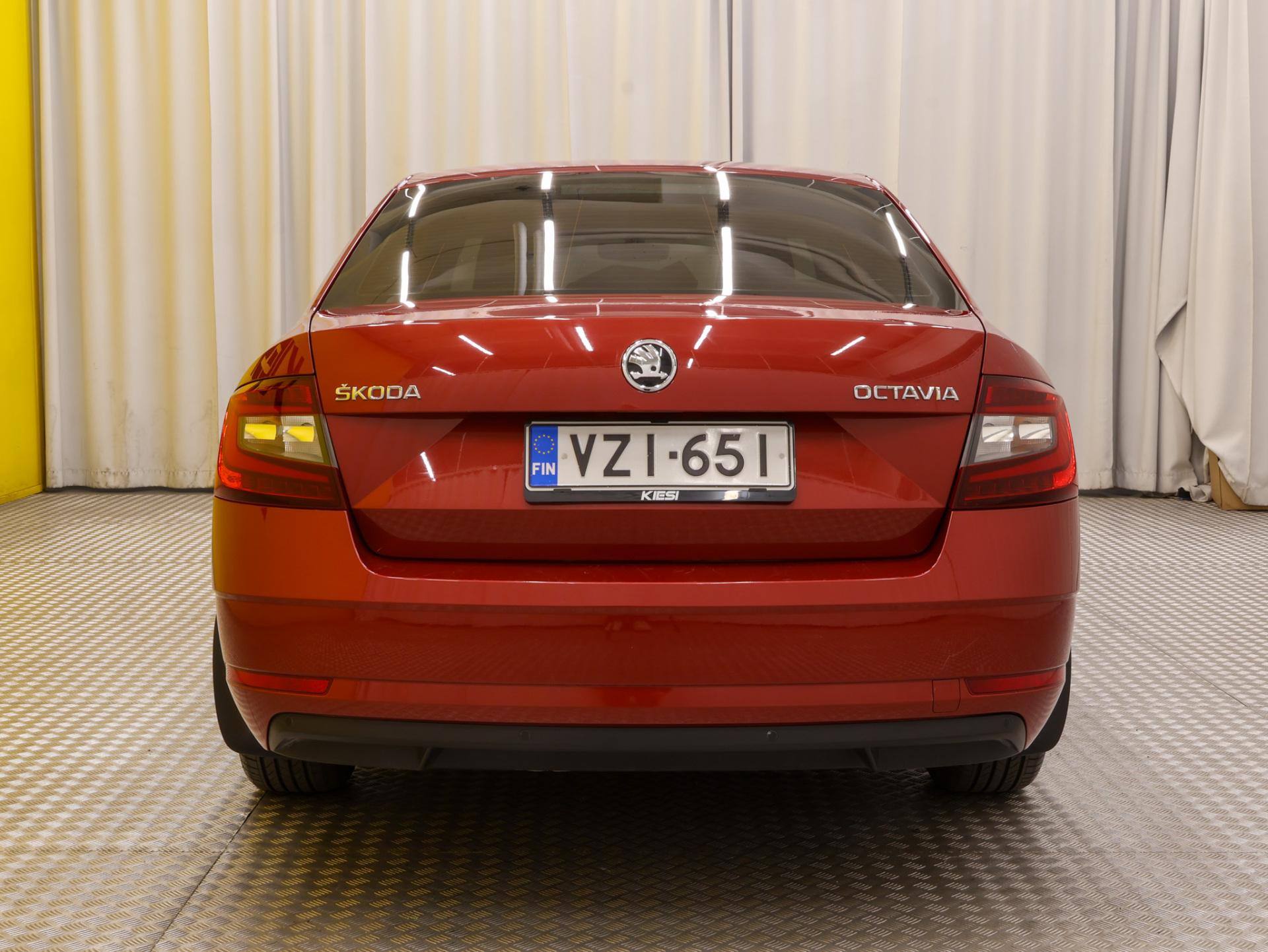 Näytä kaikki kuvat: 2018 Skoda Octavia