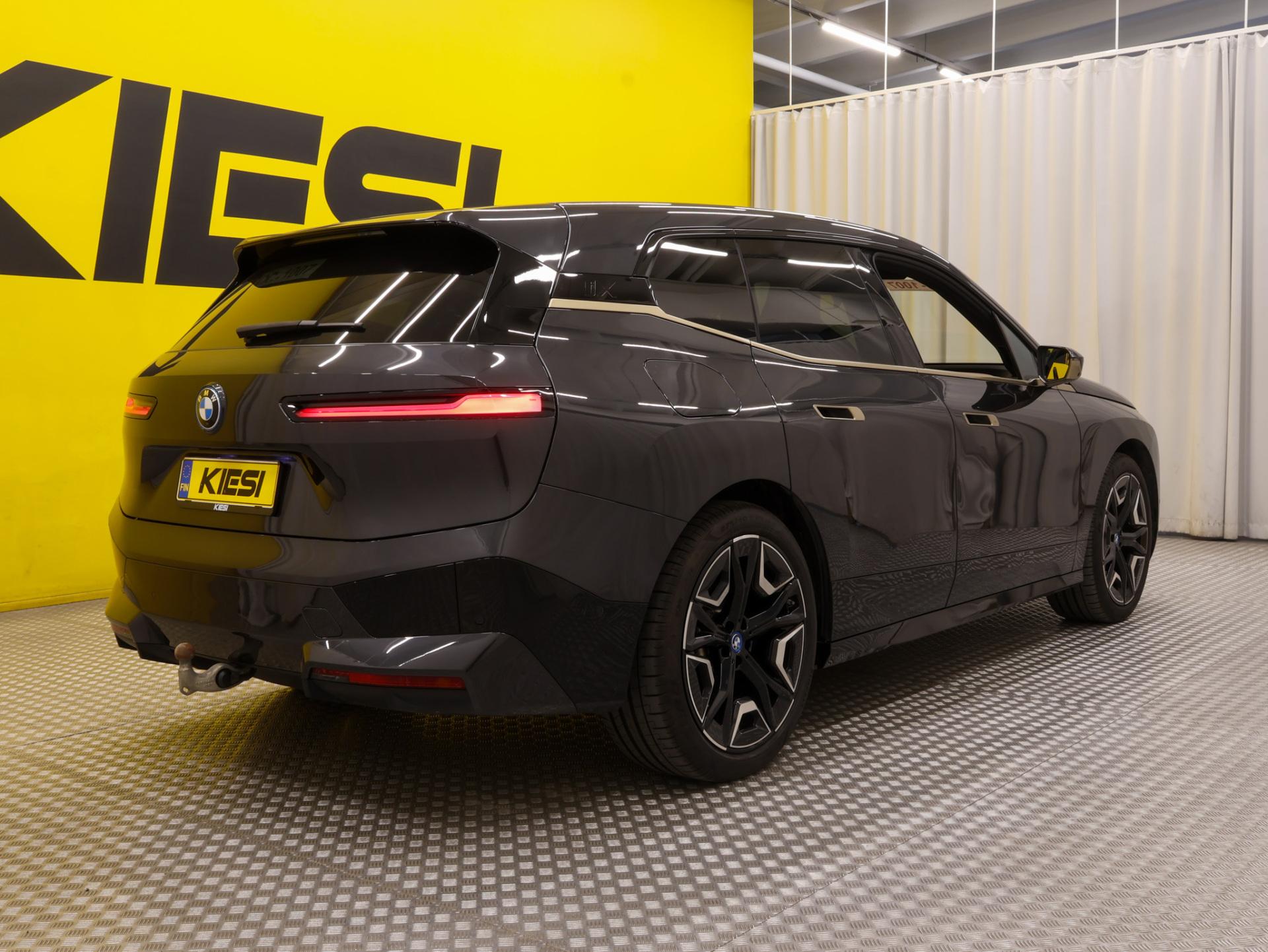 Pienoiskuva 3: 2022 BMW iX