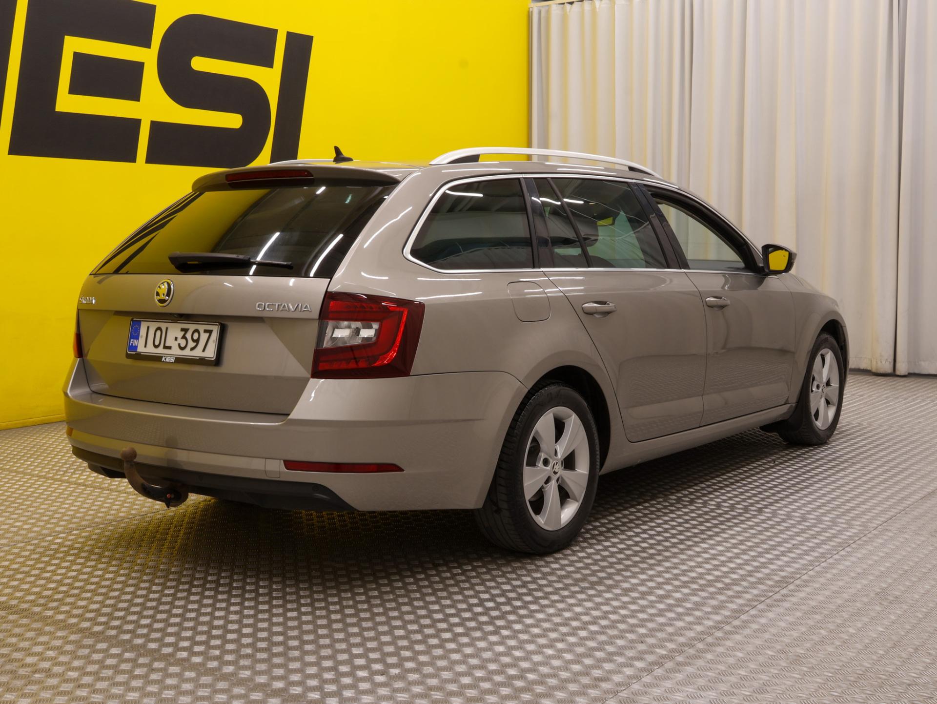 Pienoiskuva 2: 2018 Skoda Octavia