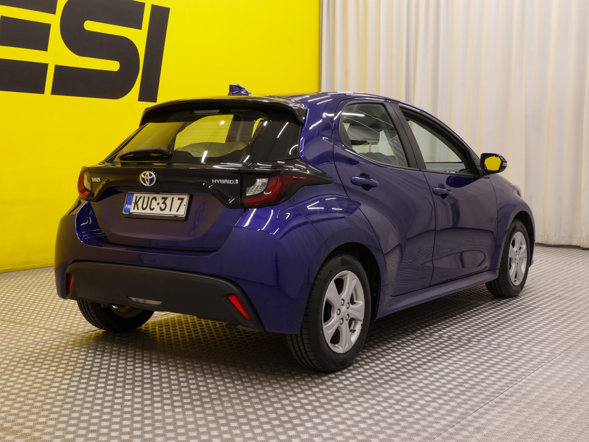 Pienoiskuva 3: 2021 Toyota Yaris