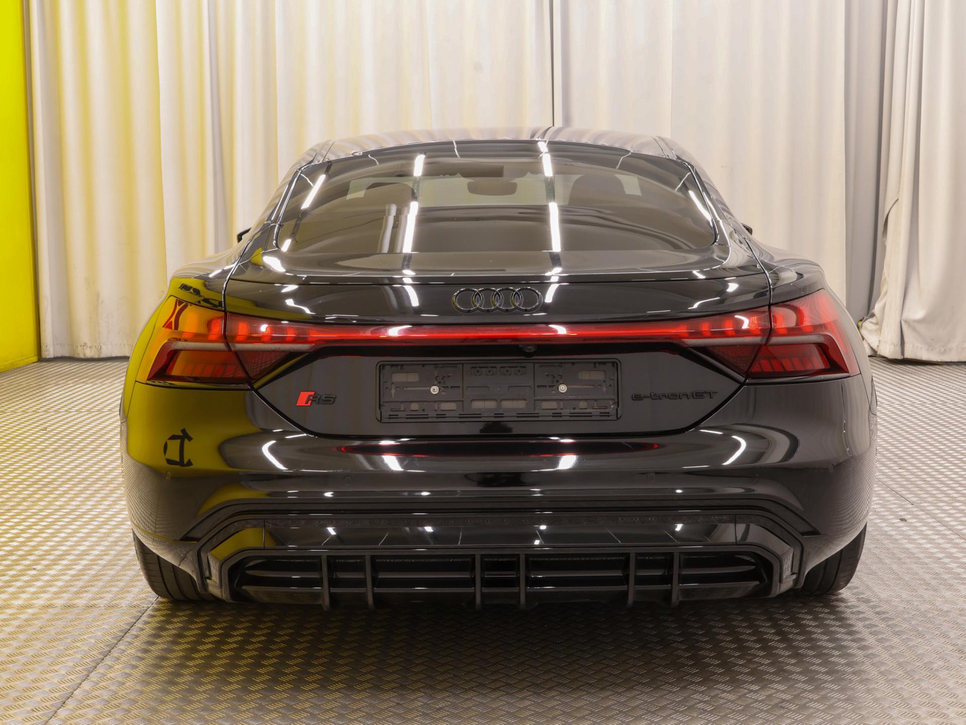 Näytä kaikki kuvat: 2022 Audi e-tron GT RS