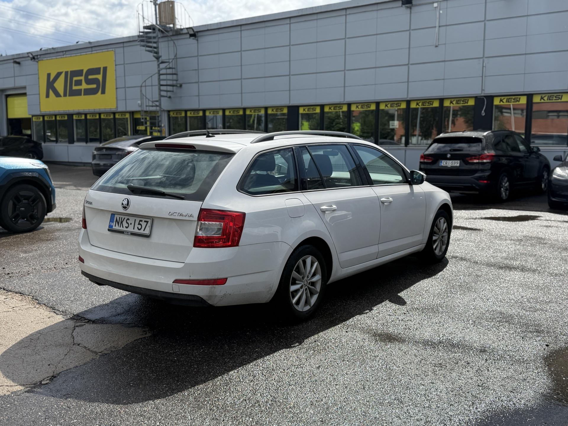 Näytä kaikki kuvat: 2017 Skoda Octavia