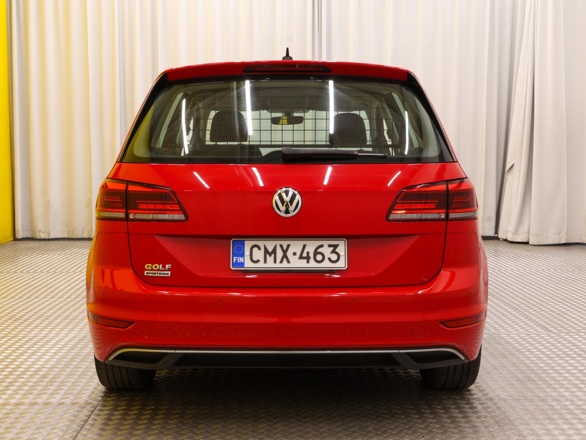 Näytä kaikki kuvat: 2019 Volkswagen Golf Sportsvan