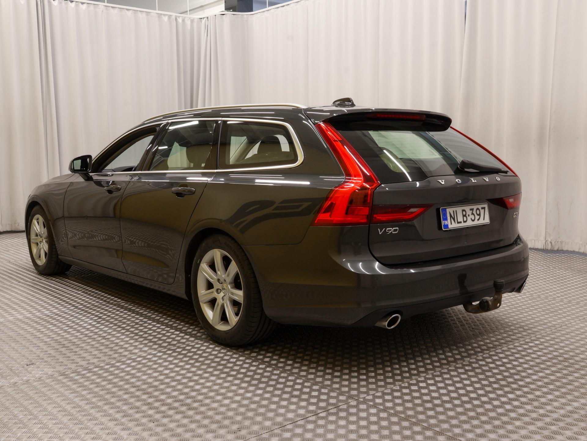 Volvo V90 D3 AWD Momentum aut 2018, kuva 5/37