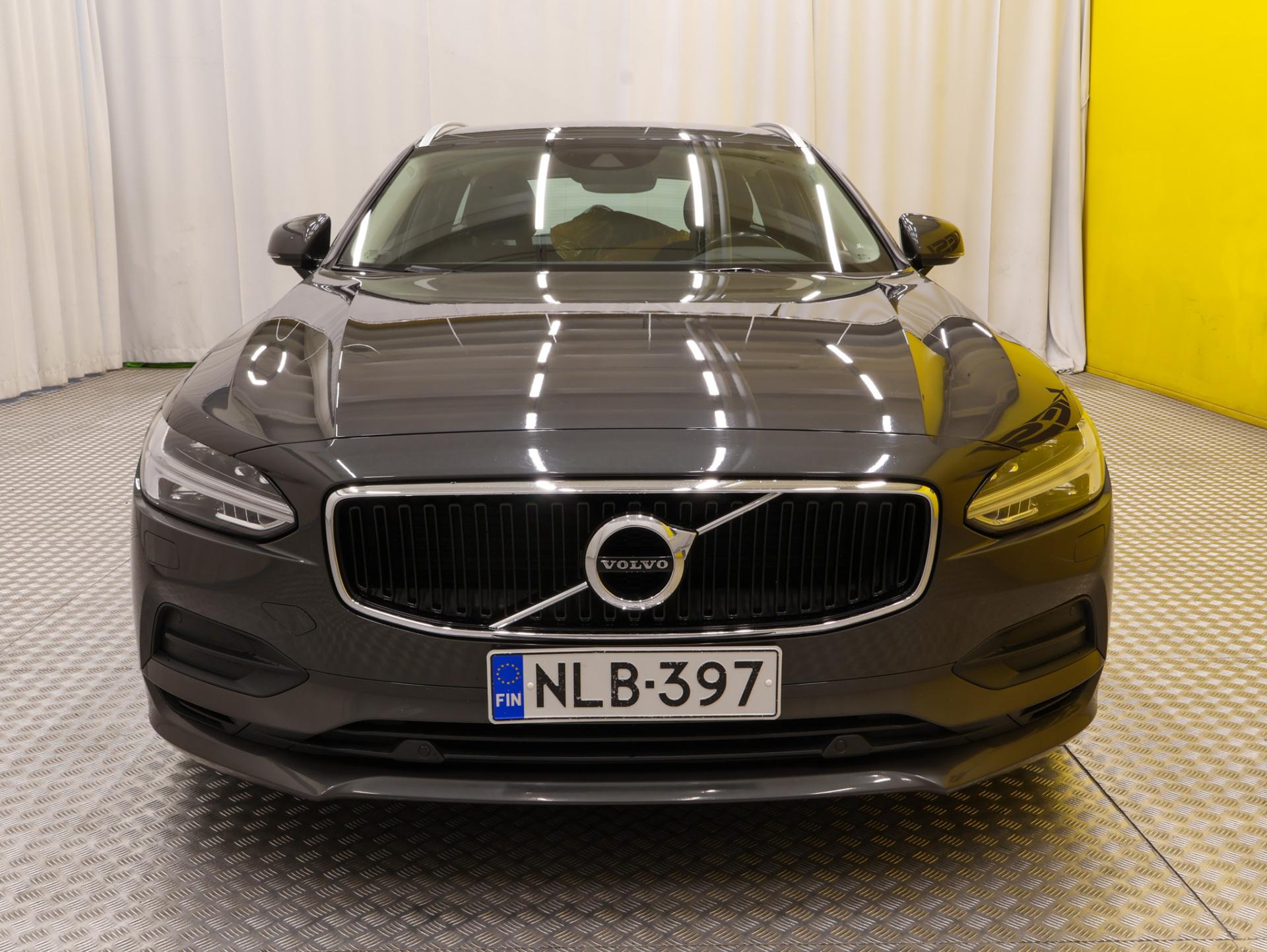 Volvo V90 D3 AWD Momentum aut 2018, kuva 6/37