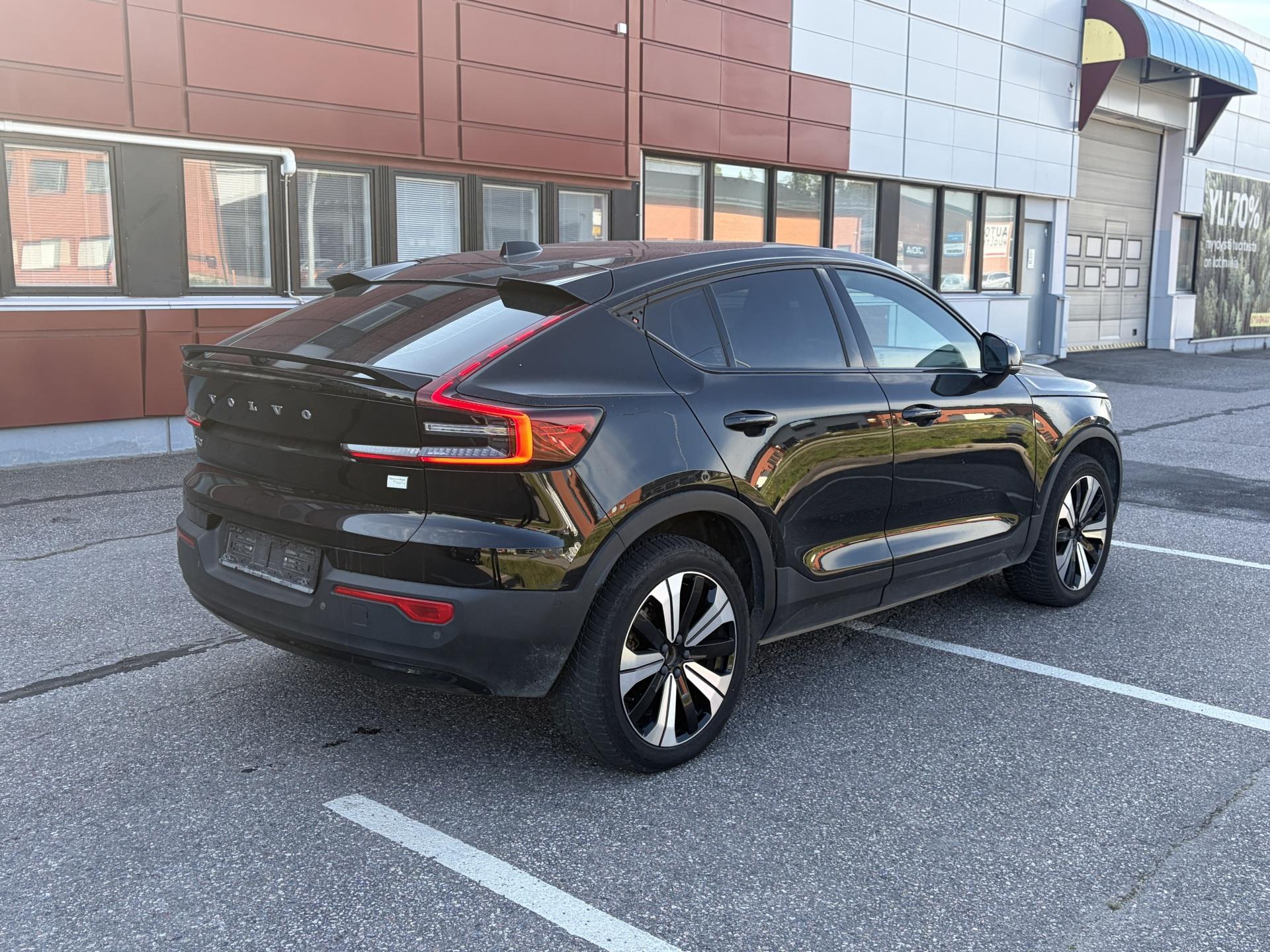 Näytä kaikki kuvat: 2022 Volvo C40