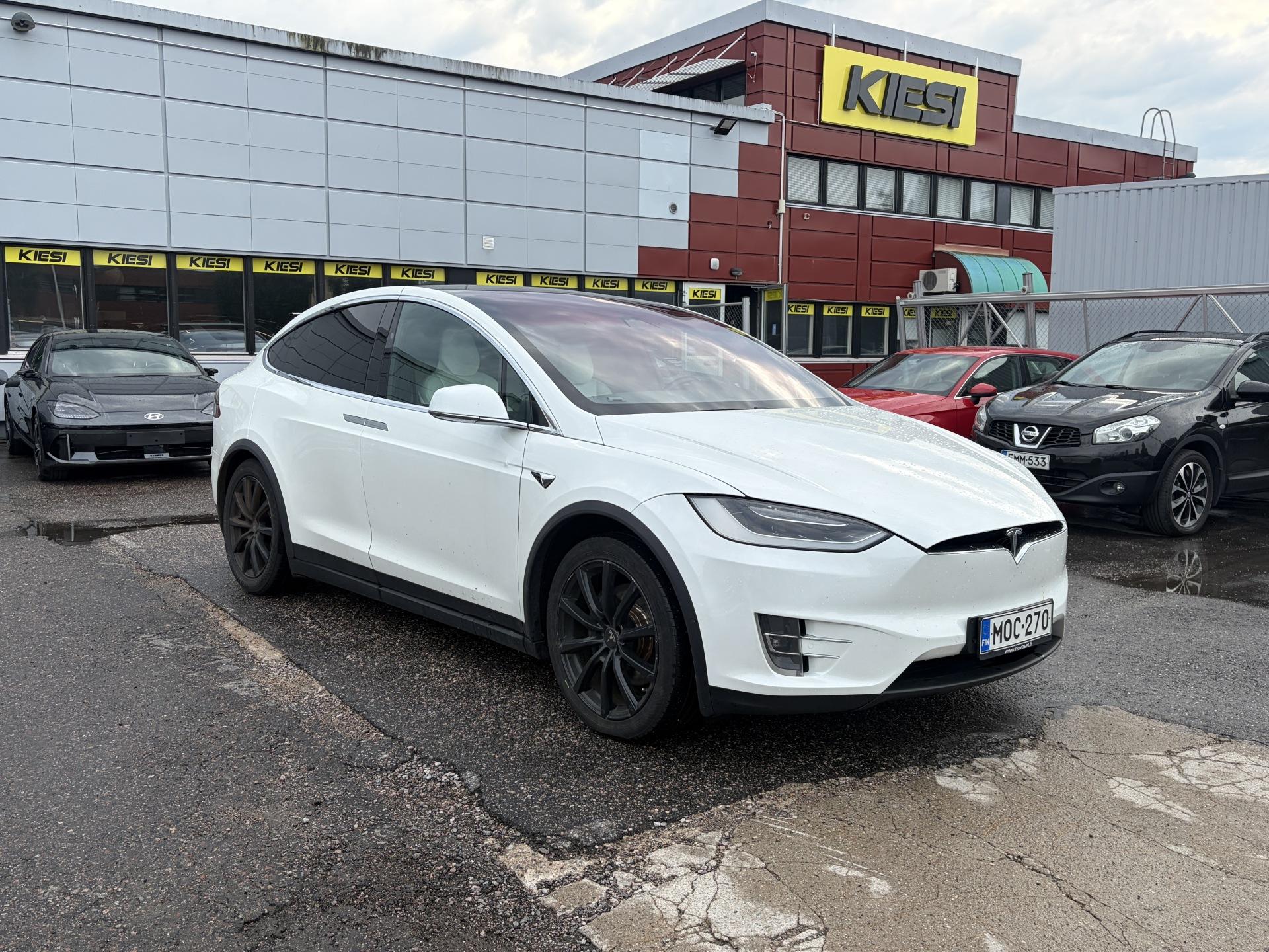 Pienoiskuva 2: 2017 Tesla Model X