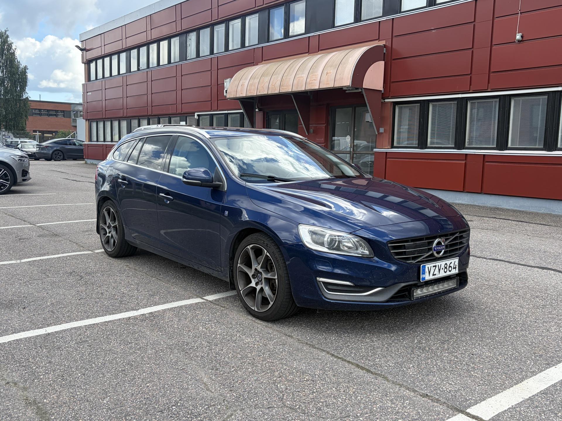 Pienoiskuva 3: 2015 Volvo V60