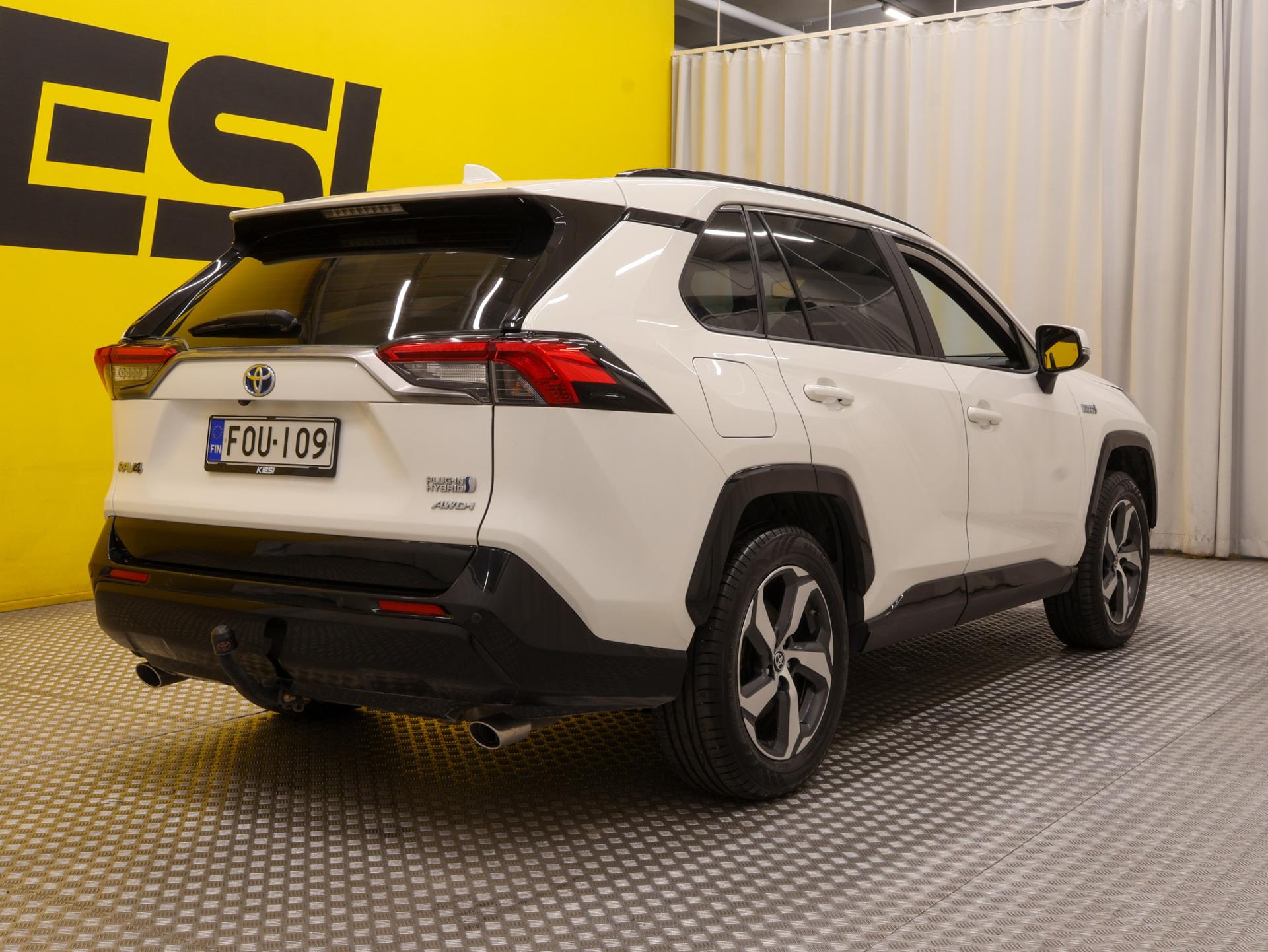 Pienoiskuva 3: 2021 Toyota RAV4 Plug-In
