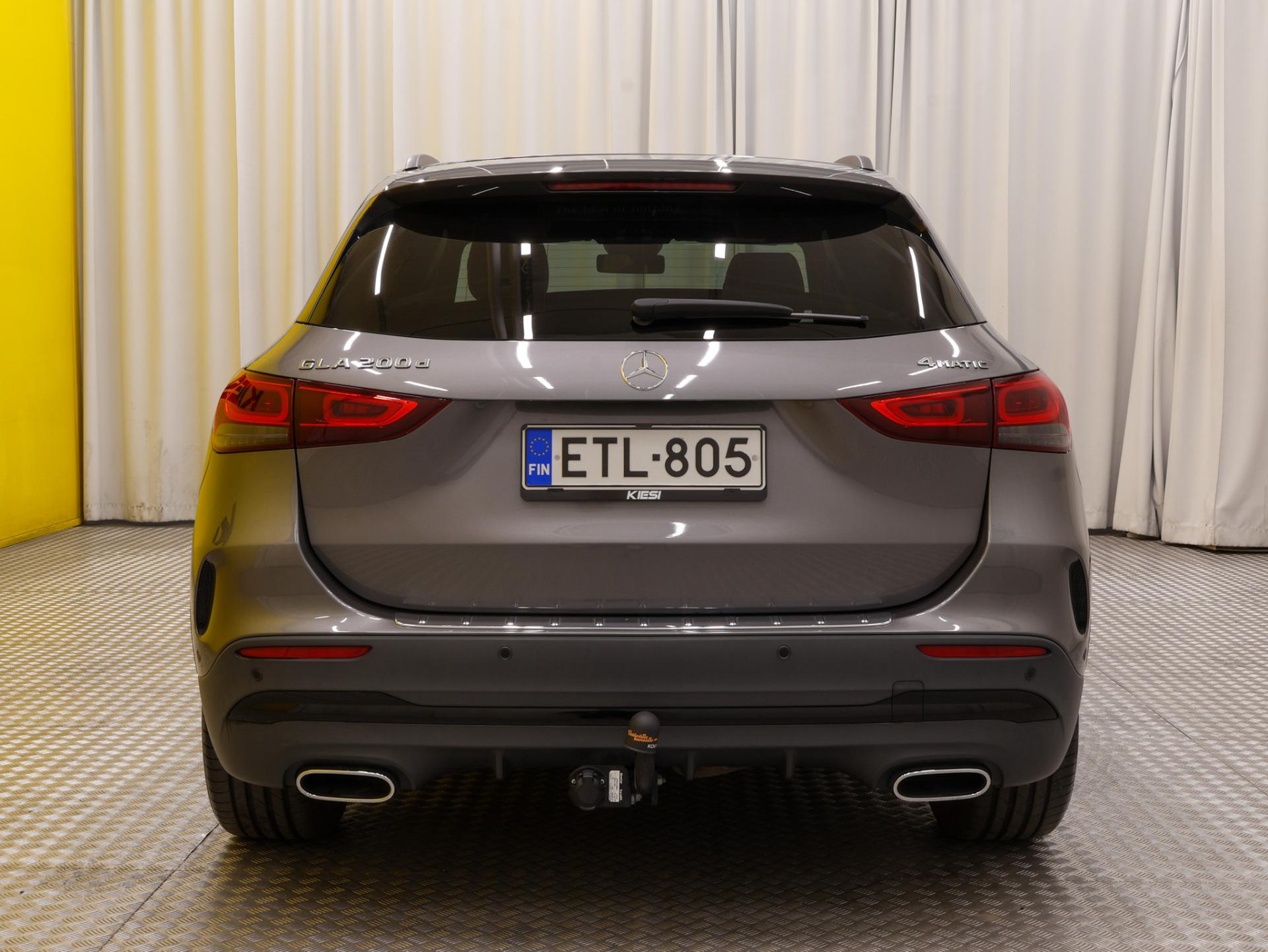 Näytä kaikki kuvat: 2021 Mercedes-Benz GLA
