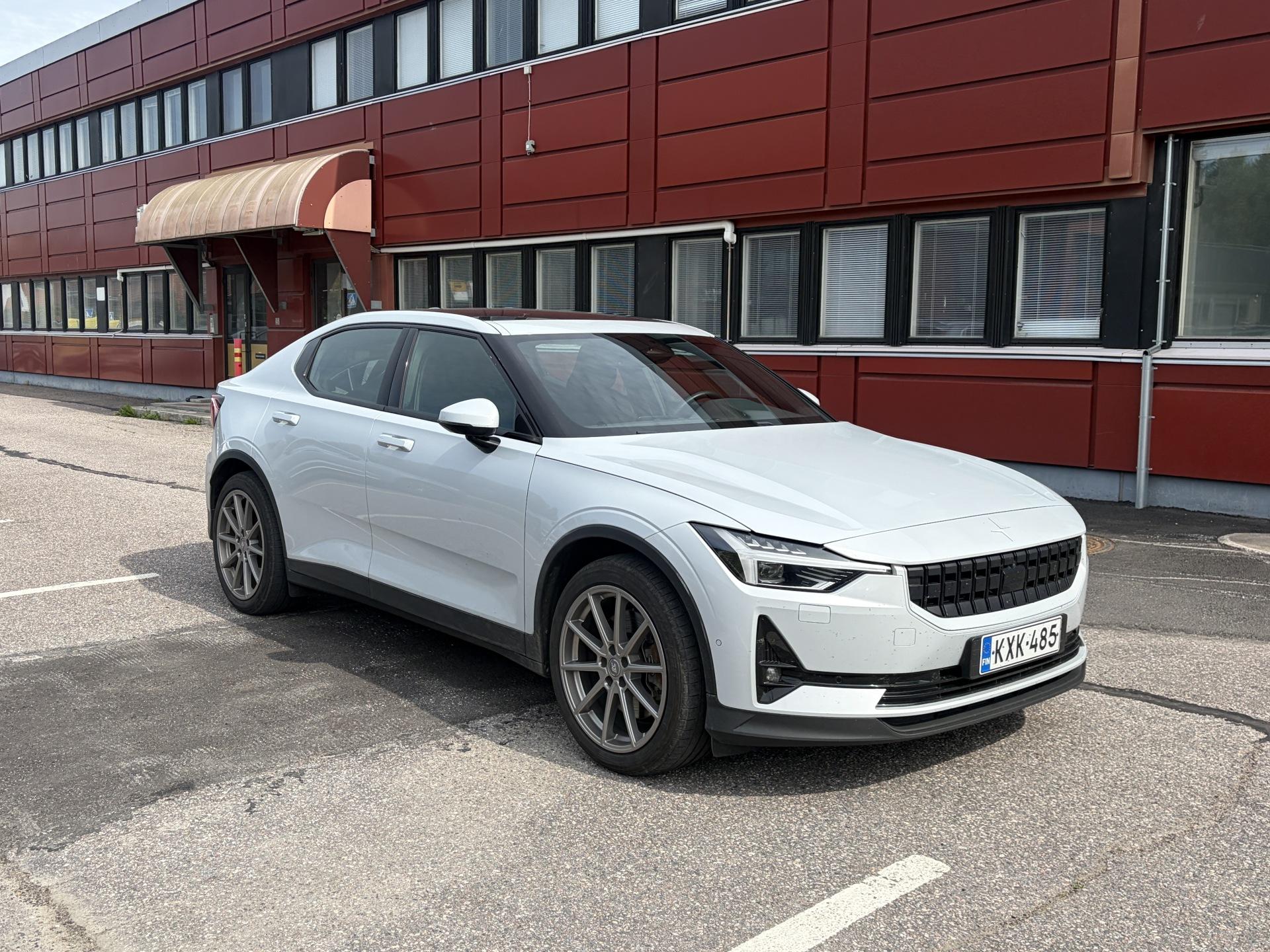 Pienoiskuva 3: 2021 Polestar 2