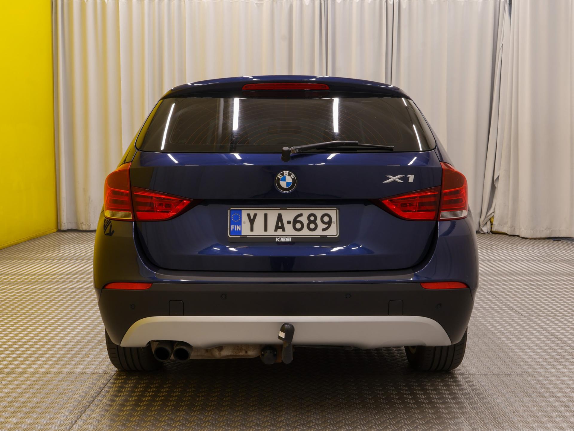 Näytä kaikki kuvat: 2012 BMW X1