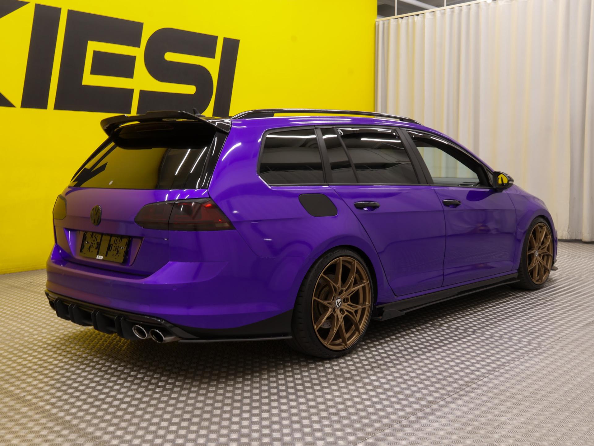 Pienoiskuva 3: 2015 Volkswagen Golf