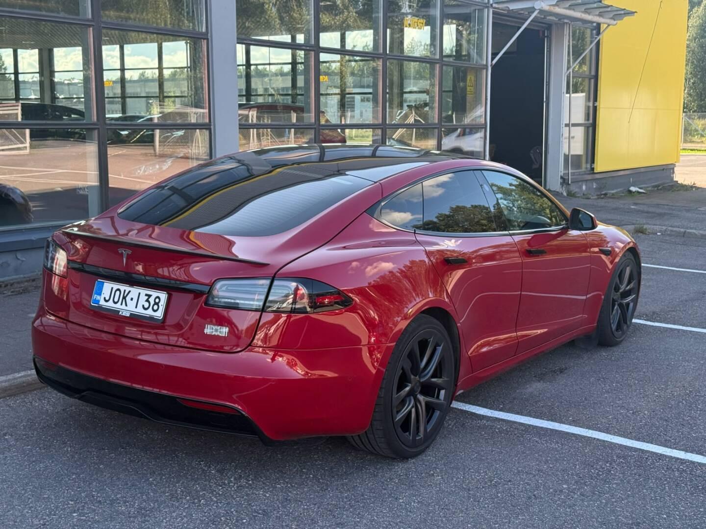 Näytä kaikki kuvat: 2023 Tesla Model S