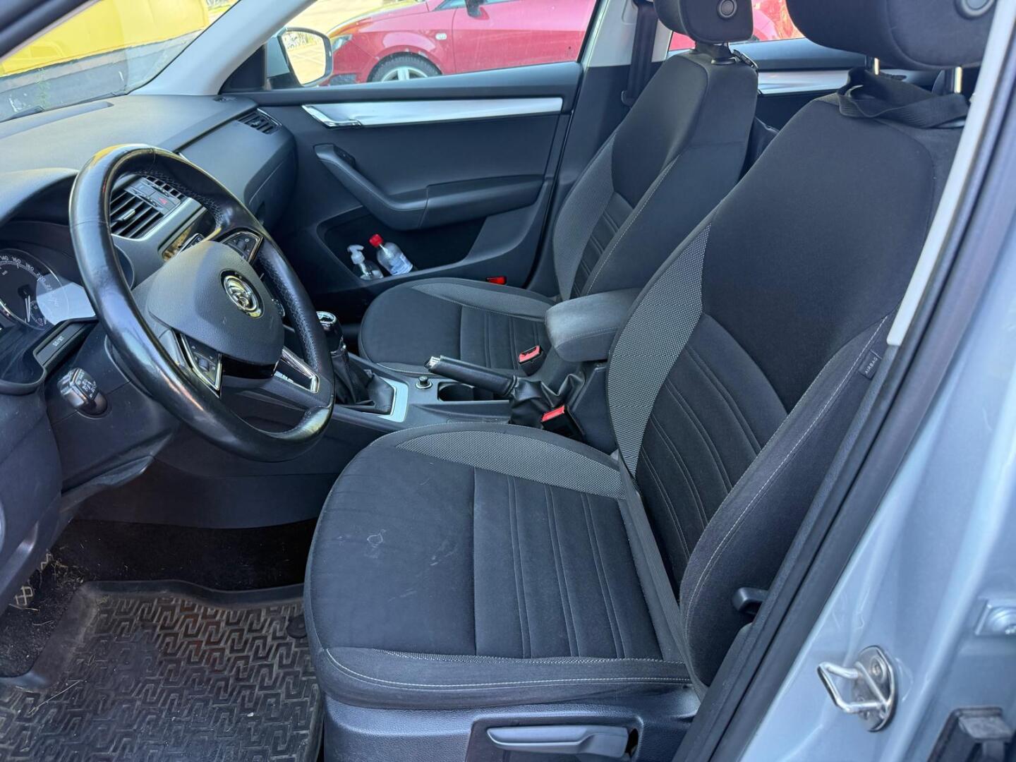 Näytä kaikki kuvat: 2019 Skoda Octavia