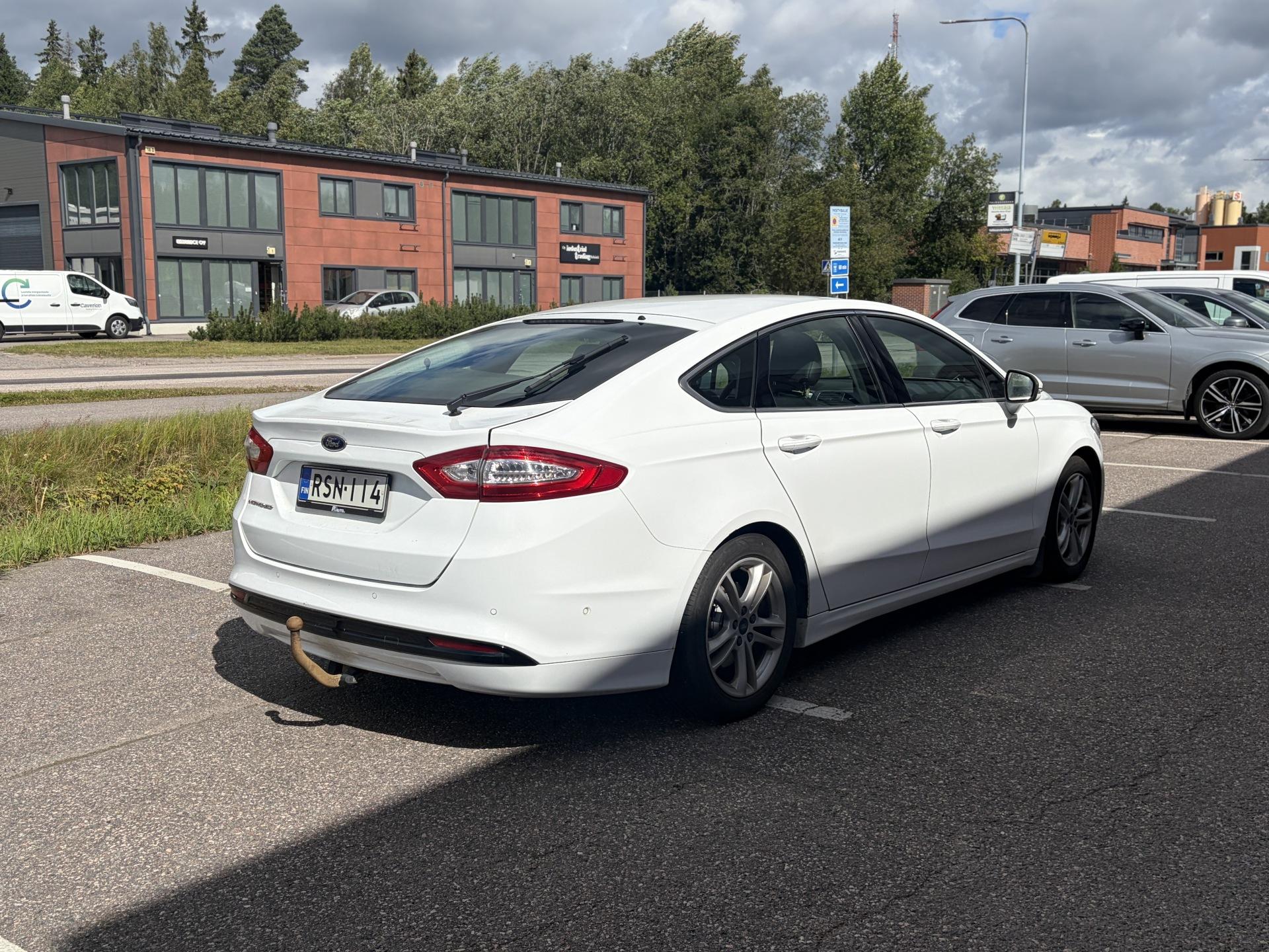 Näytä kaikki kuvat: 2016 Ford Mondeo