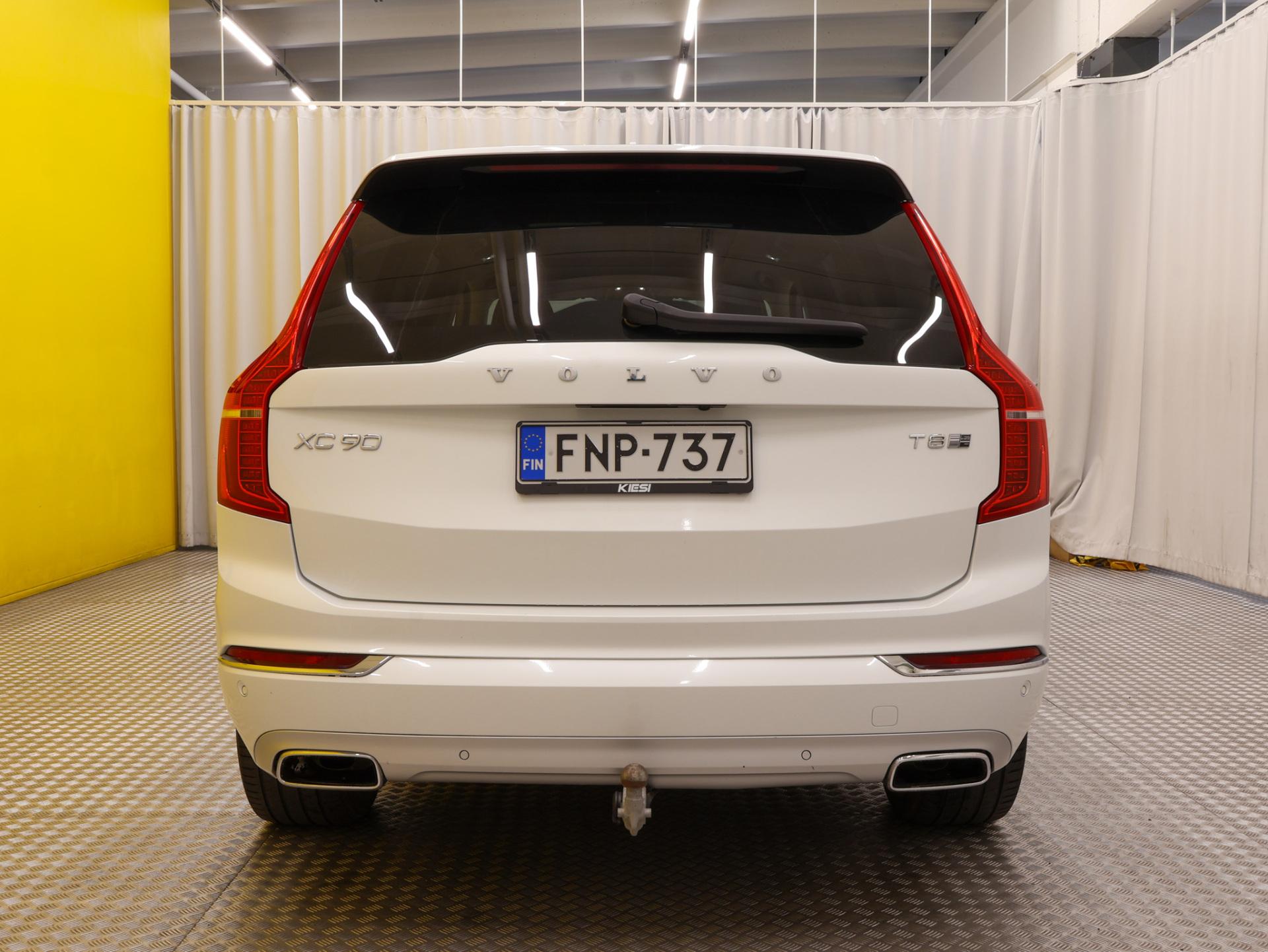 Näytä kaikki kuvat: 2019 Volvo XC90