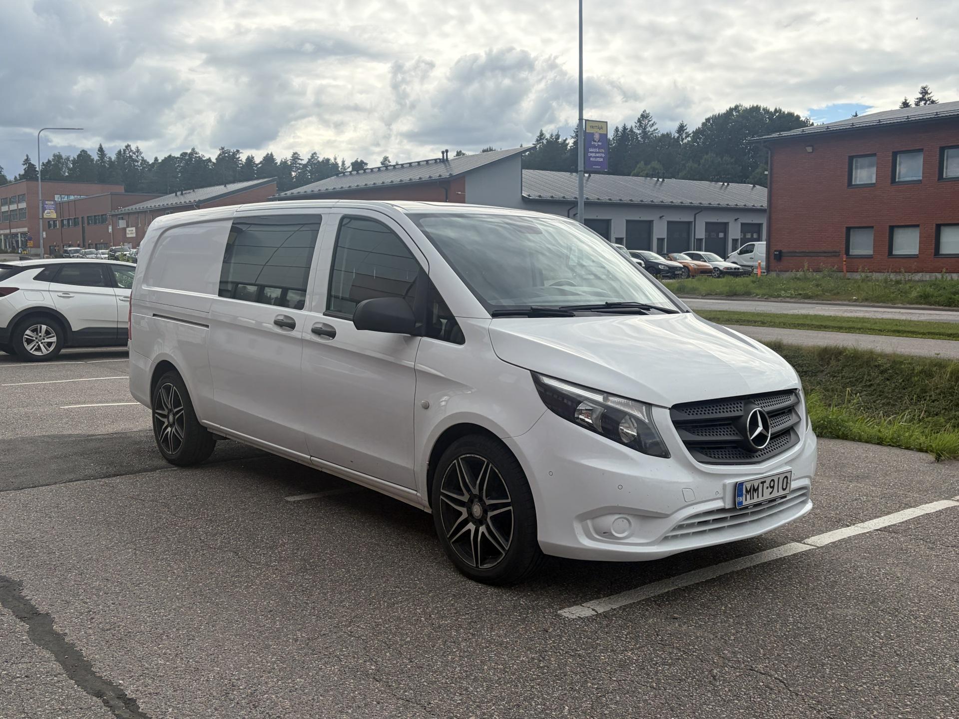 Pienoiskuva 3: 2016 Mercedes-Benz Vito