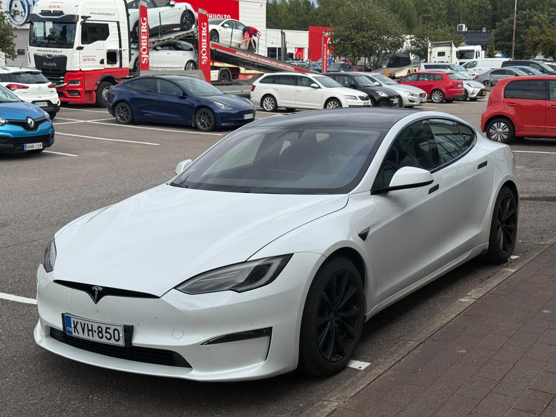 Pienoiskuva 3: 2023 Tesla Model S