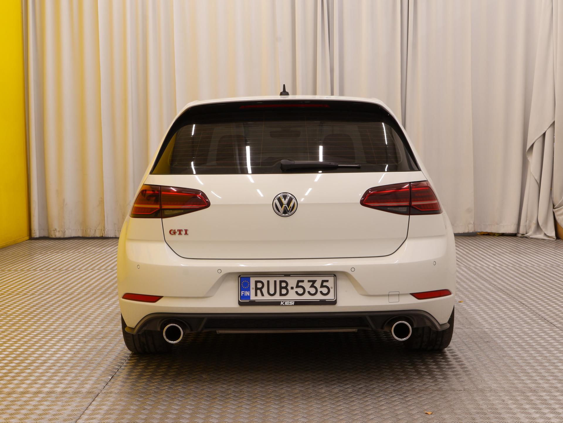 Näytä kaikki kuvat: 2019 Volkswagen Golf