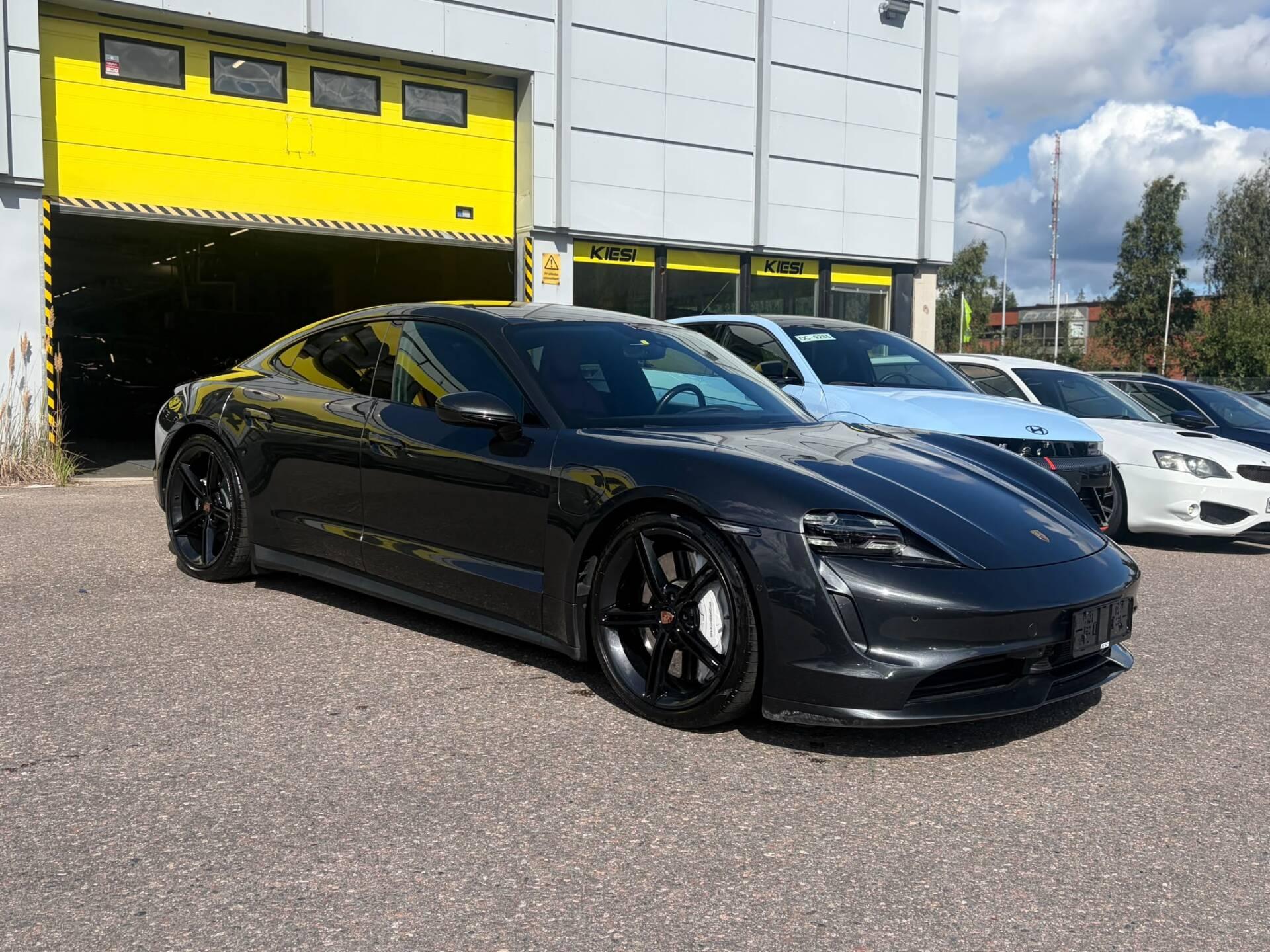 2020 Porsche Taycan