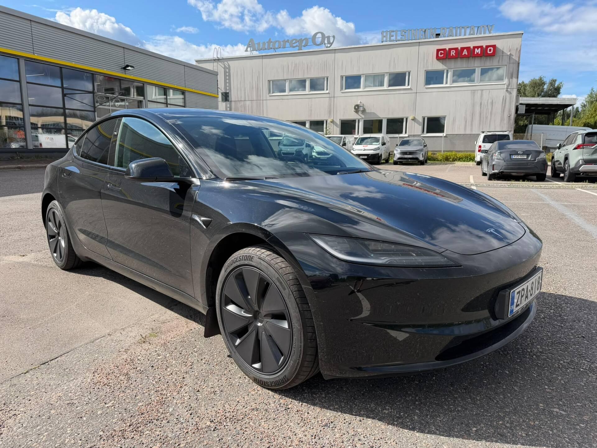 Pienoiskuva 3: 2024 Tesla Model 3