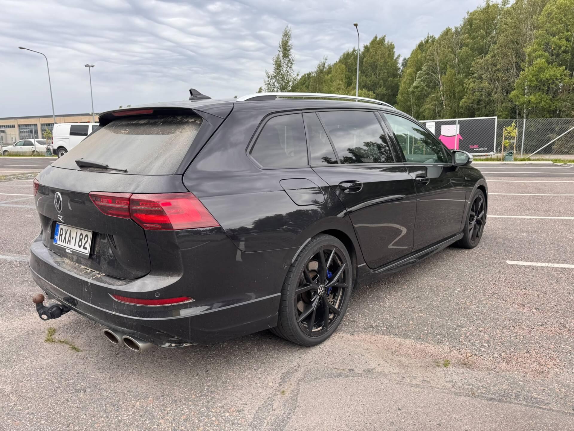 Näytä kaikki kuvat: 2022 Volkswagen Golf