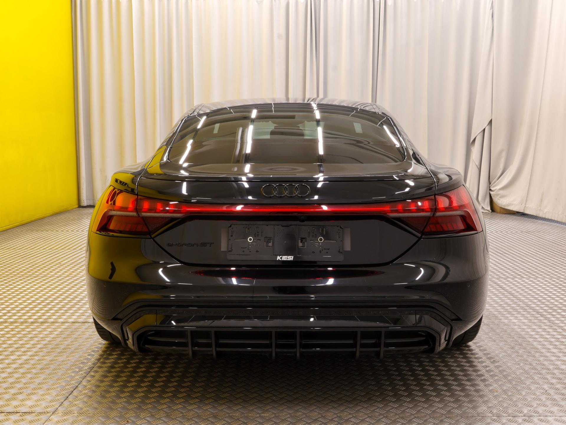 Näytä kaikki kuvat: 2022 Audi e-tron GT