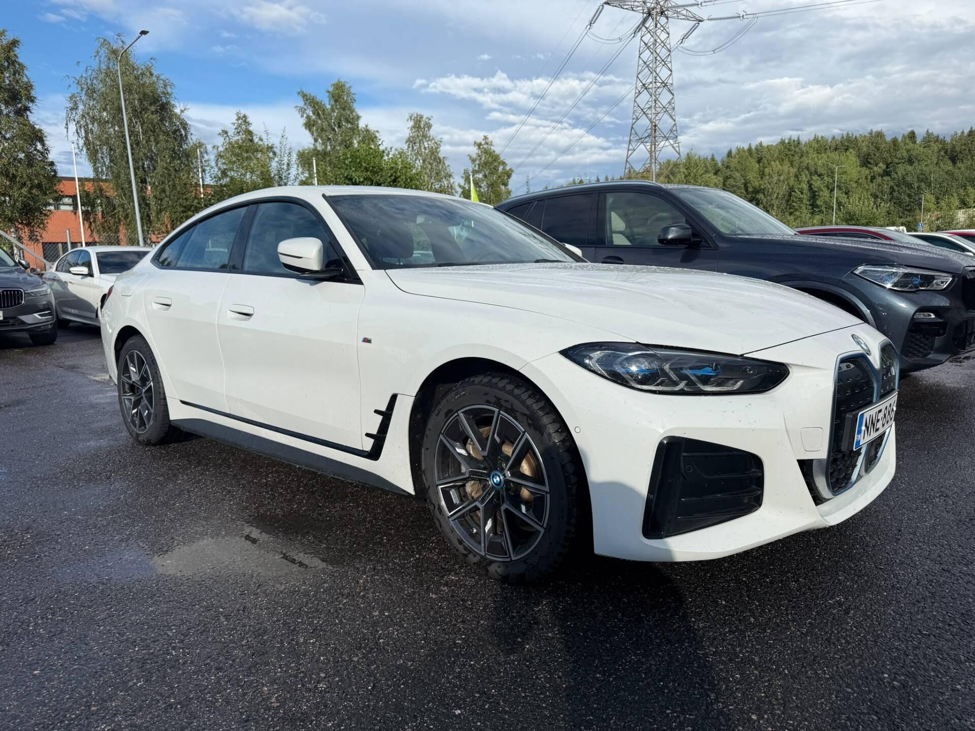 Pienoiskuva 2: 2023 BMW i4