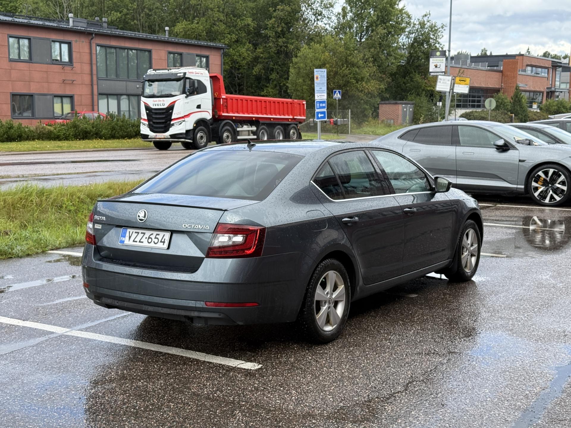 Pienoiskuva 3: 2018 Skoda Octavia