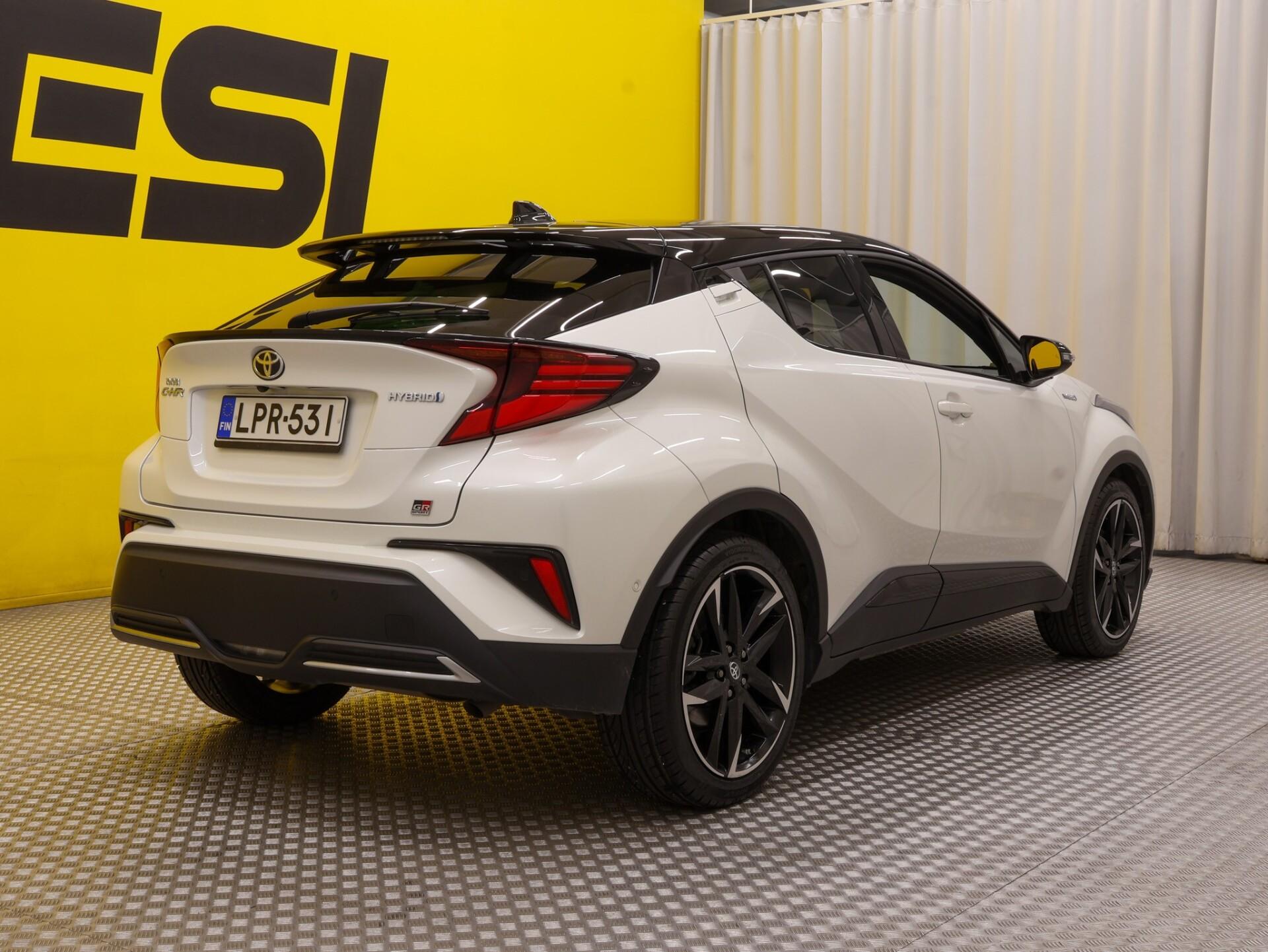 Pienoiskuva 3: 2021 Toyota C-HR