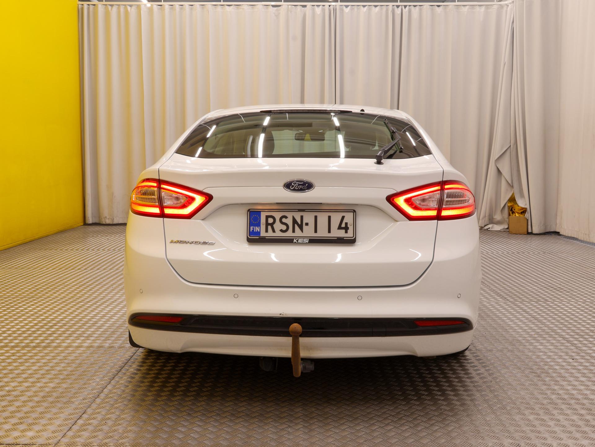 Pienoiskuva 2: 2016 Ford Mondeo