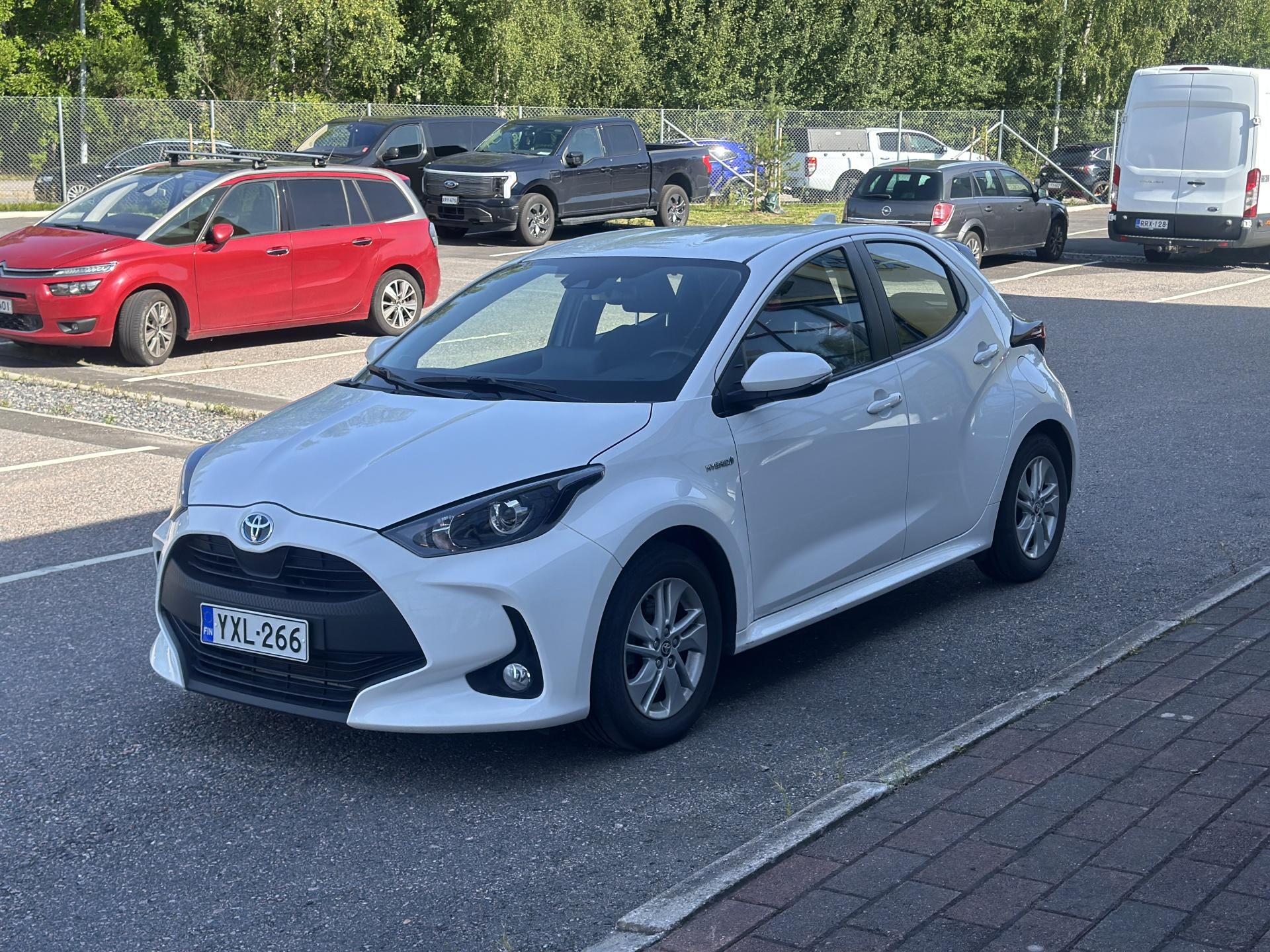 Pienoiskuva 3: 2021 Toyota Yaris