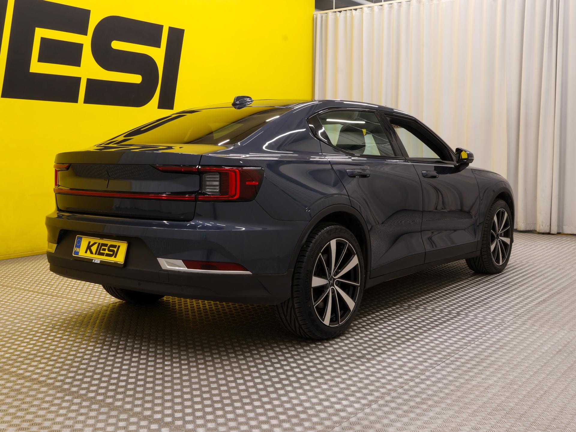 Pienoiskuva 3: 2022 Polestar 2