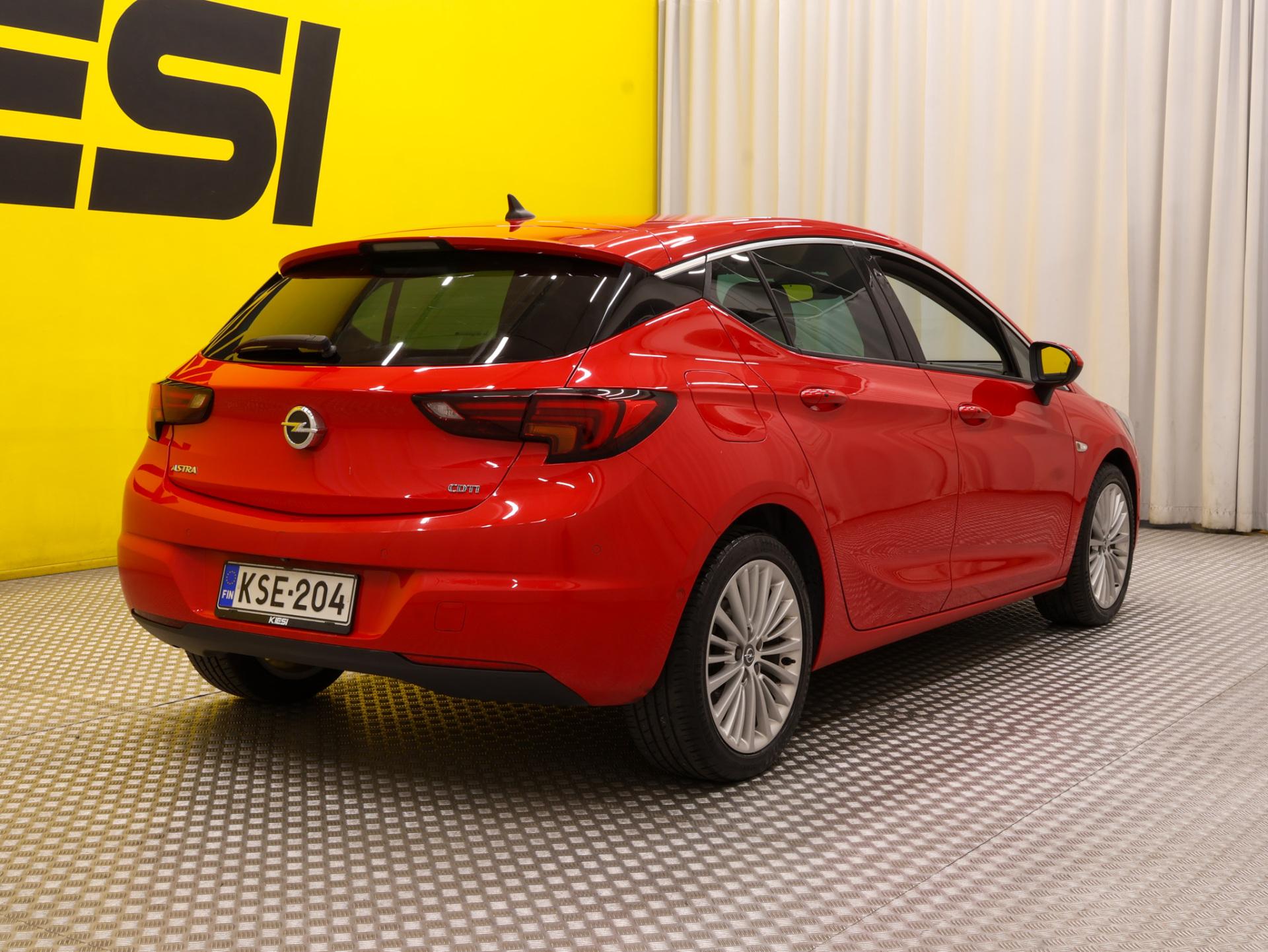 Pienoiskuva 2: 2016 Opel Astra