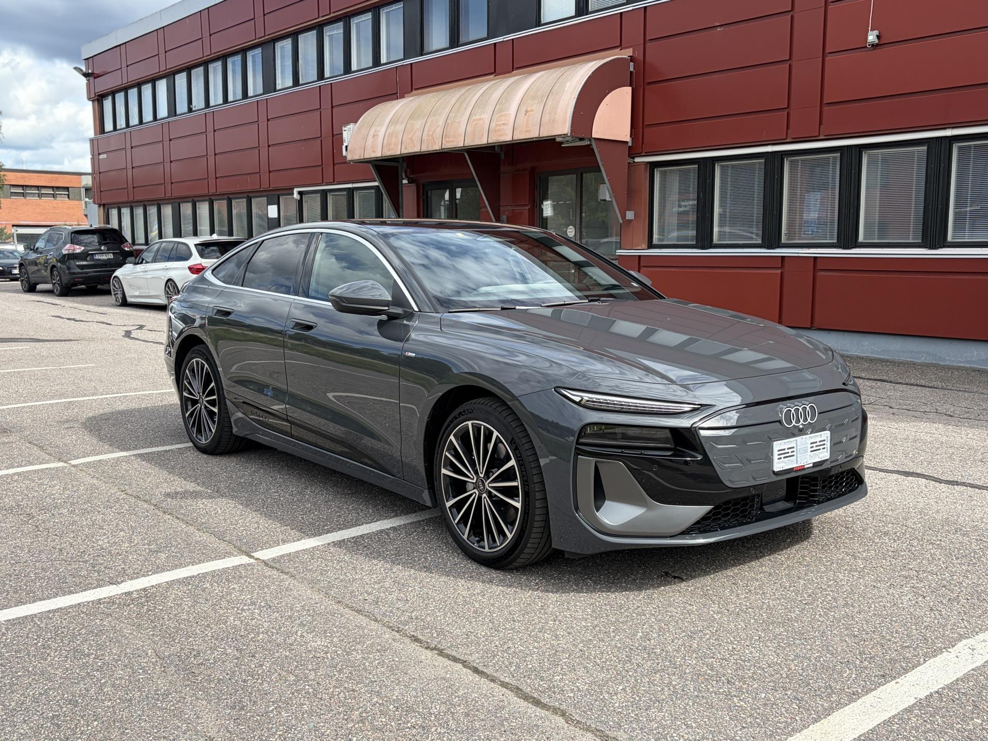 Pienoiskuva 3: 2025 Audi A6 e-tron