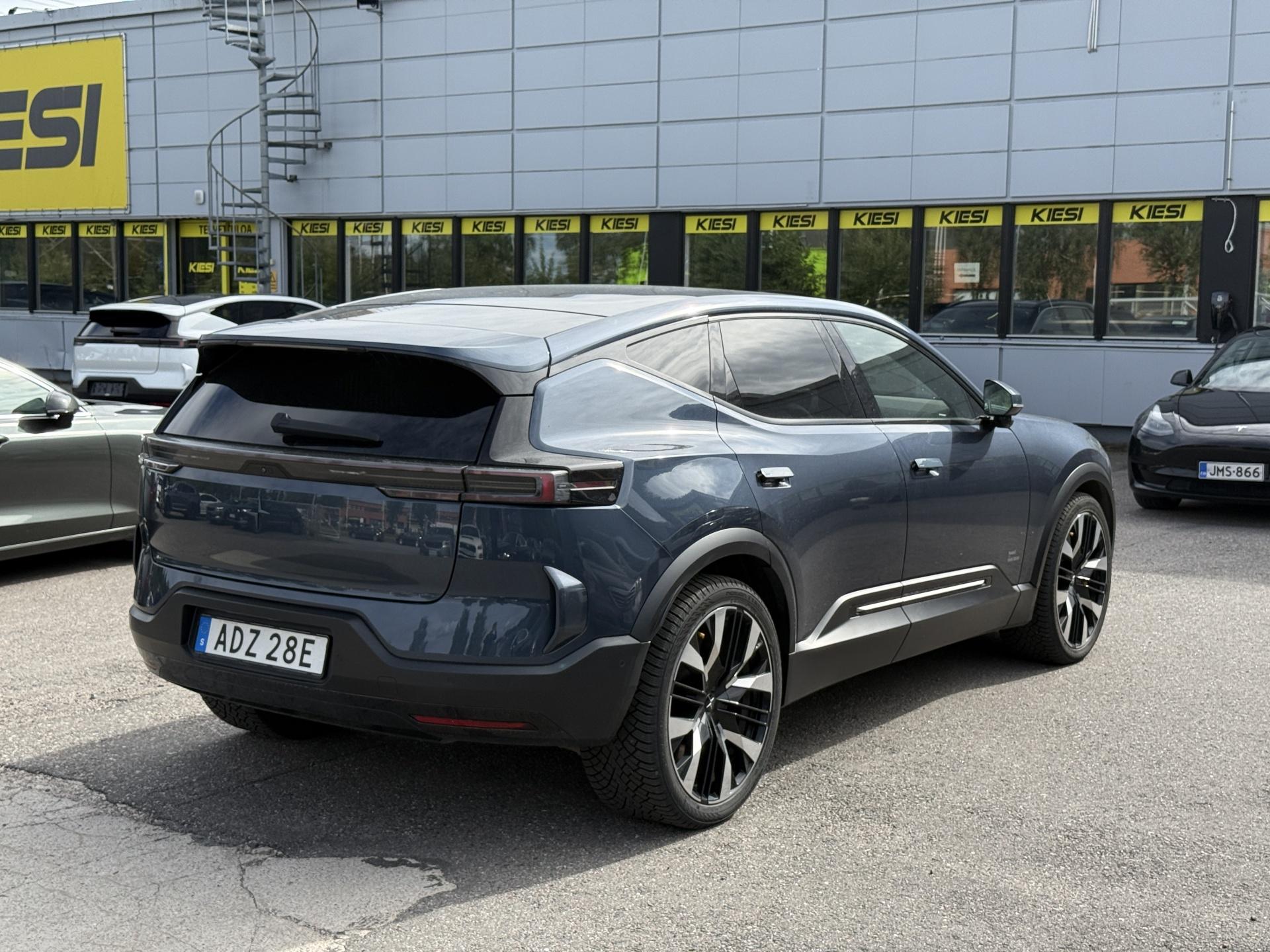 Näytä kaikki kuvat: 2025 Polestar 3