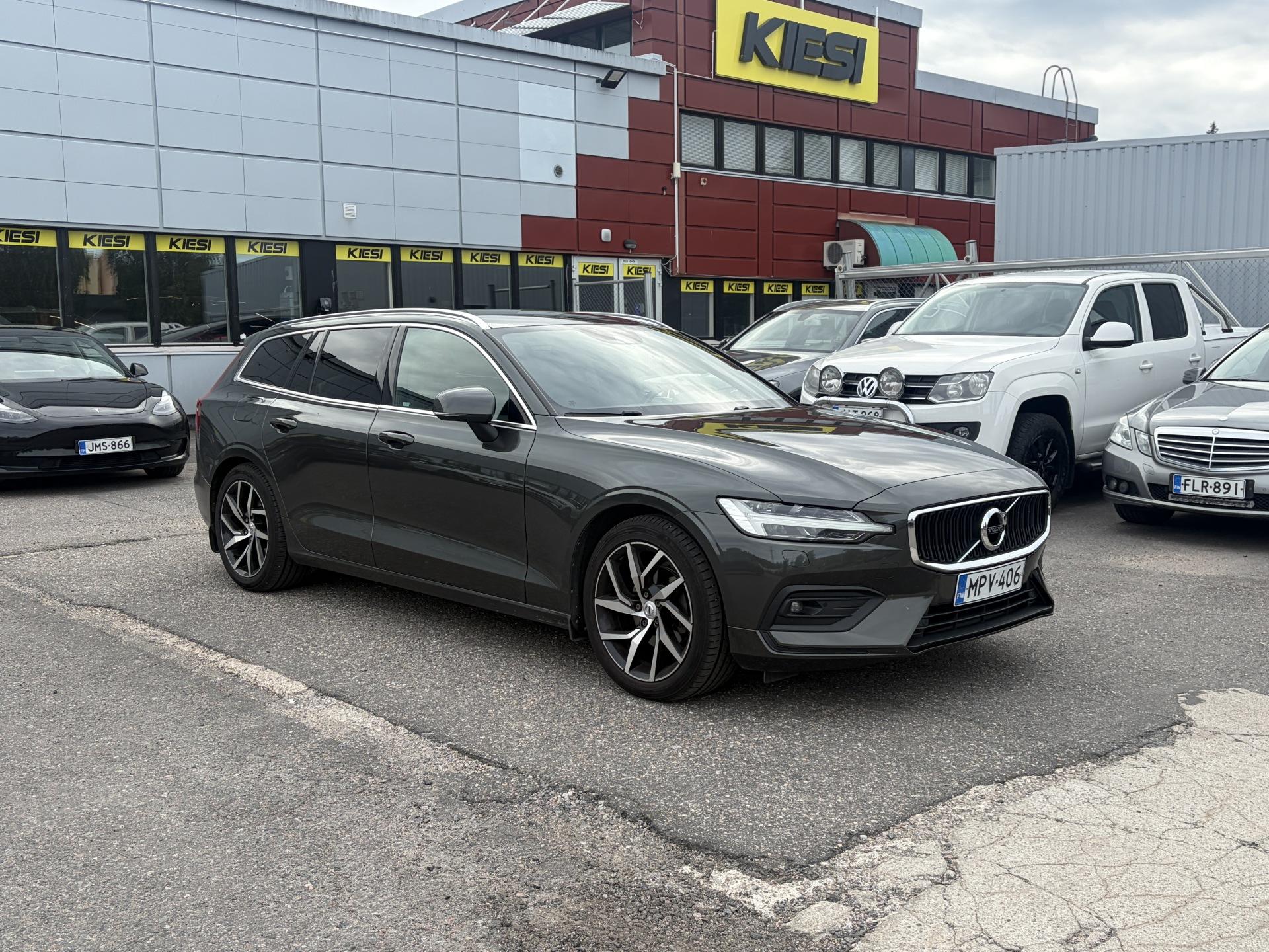 Pienoiskuva 3: 2019 Volvo V60