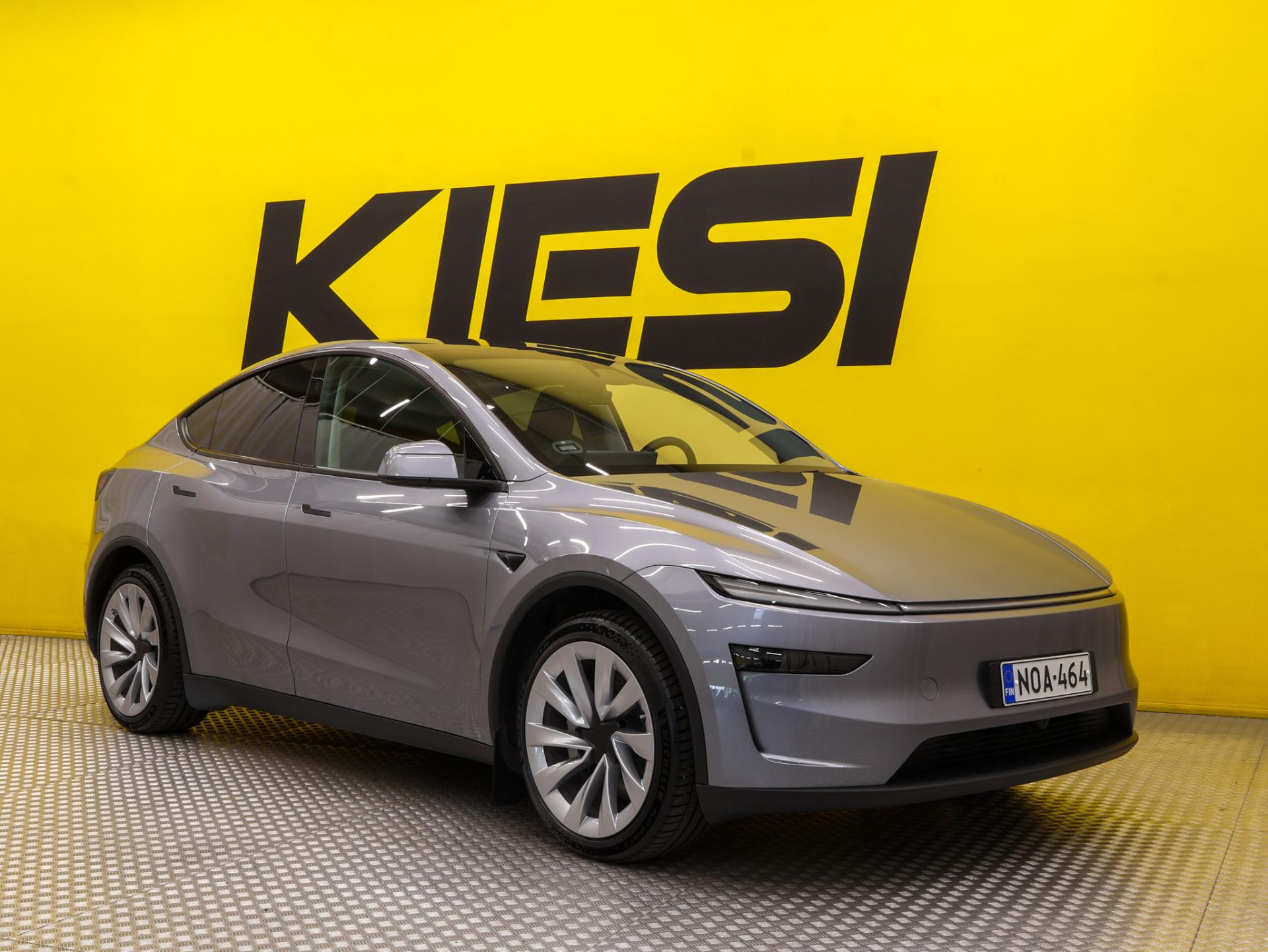 2025 Tesla Model Y