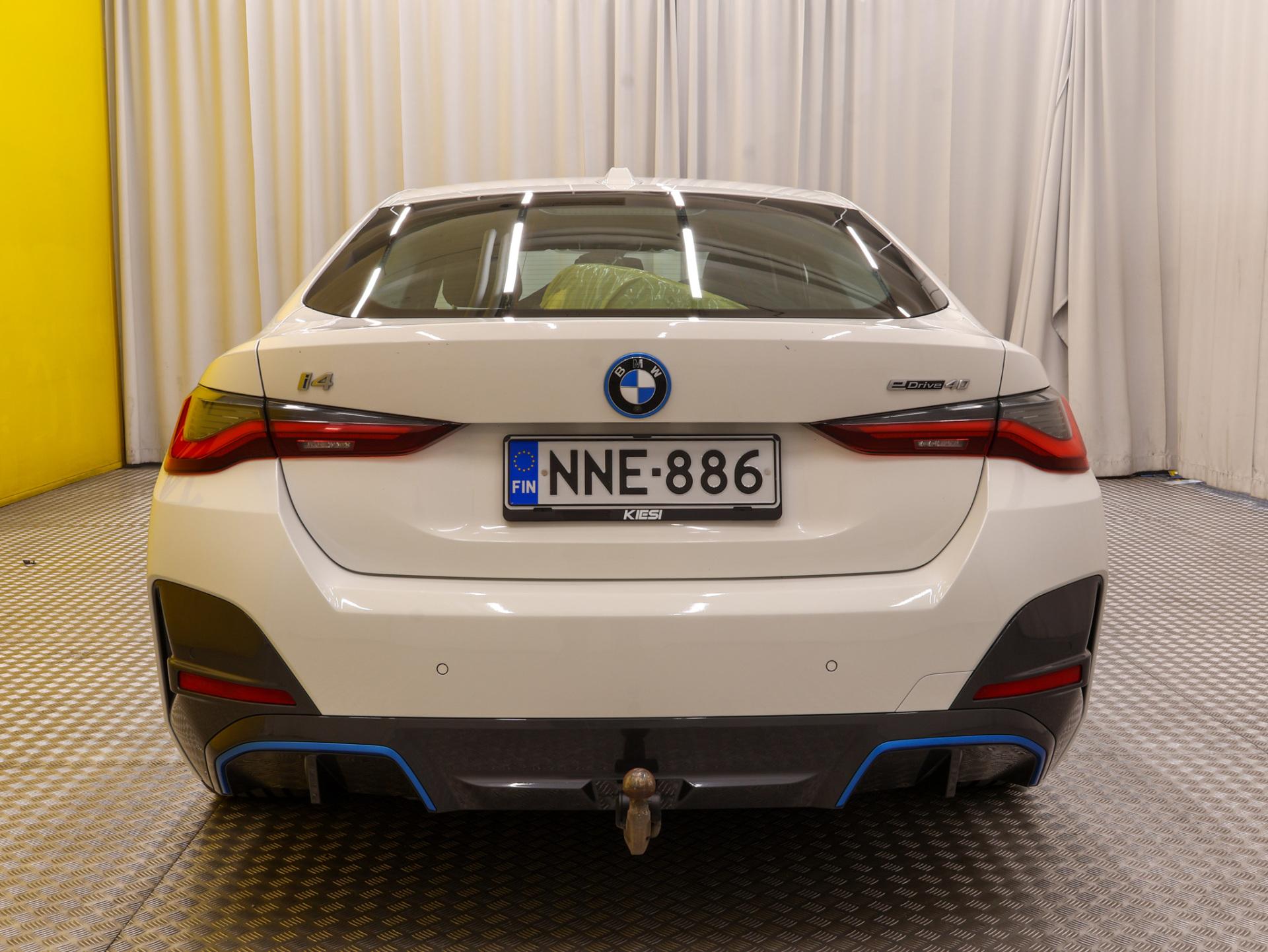 Näytä kaikki kuvat: 2023 BMW i4