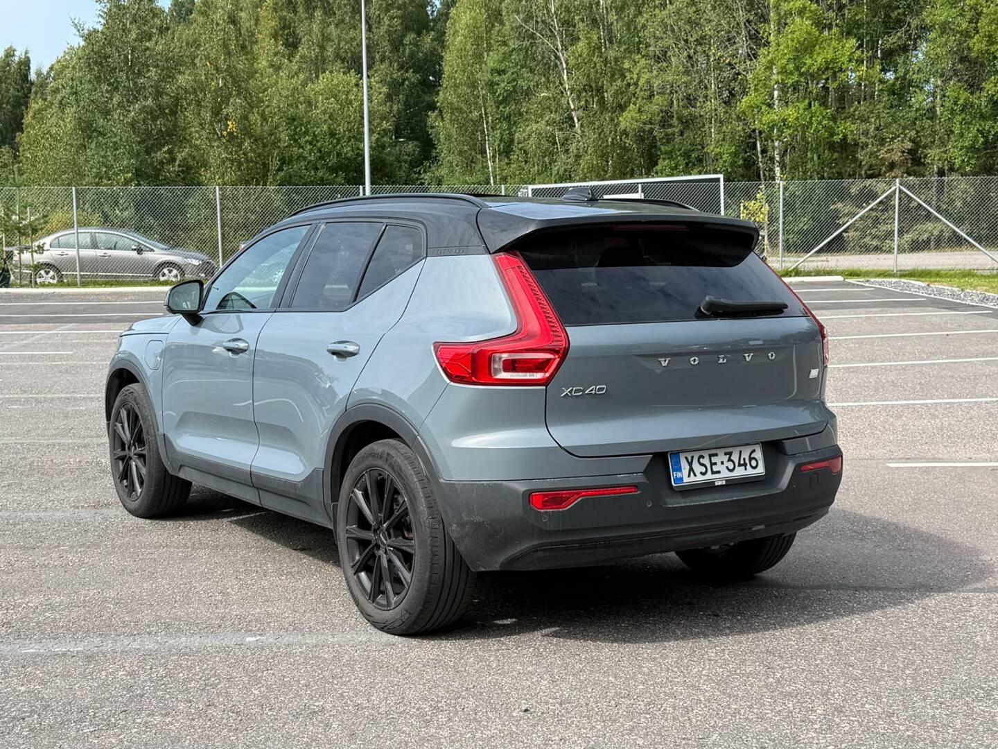 Näytä kaikki kuvat: 2021 Volvo XC40