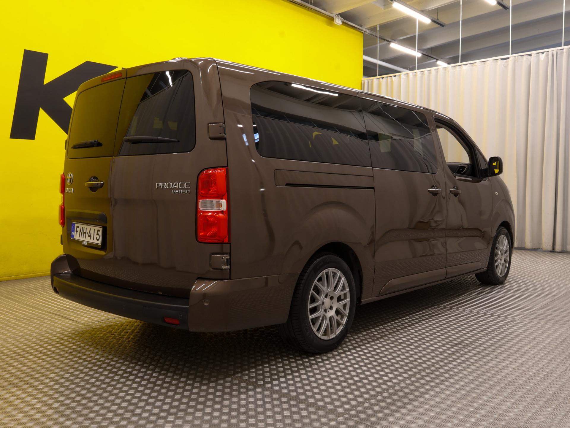 Pienoiskuva 2: 2018 Toyota Proace Verso