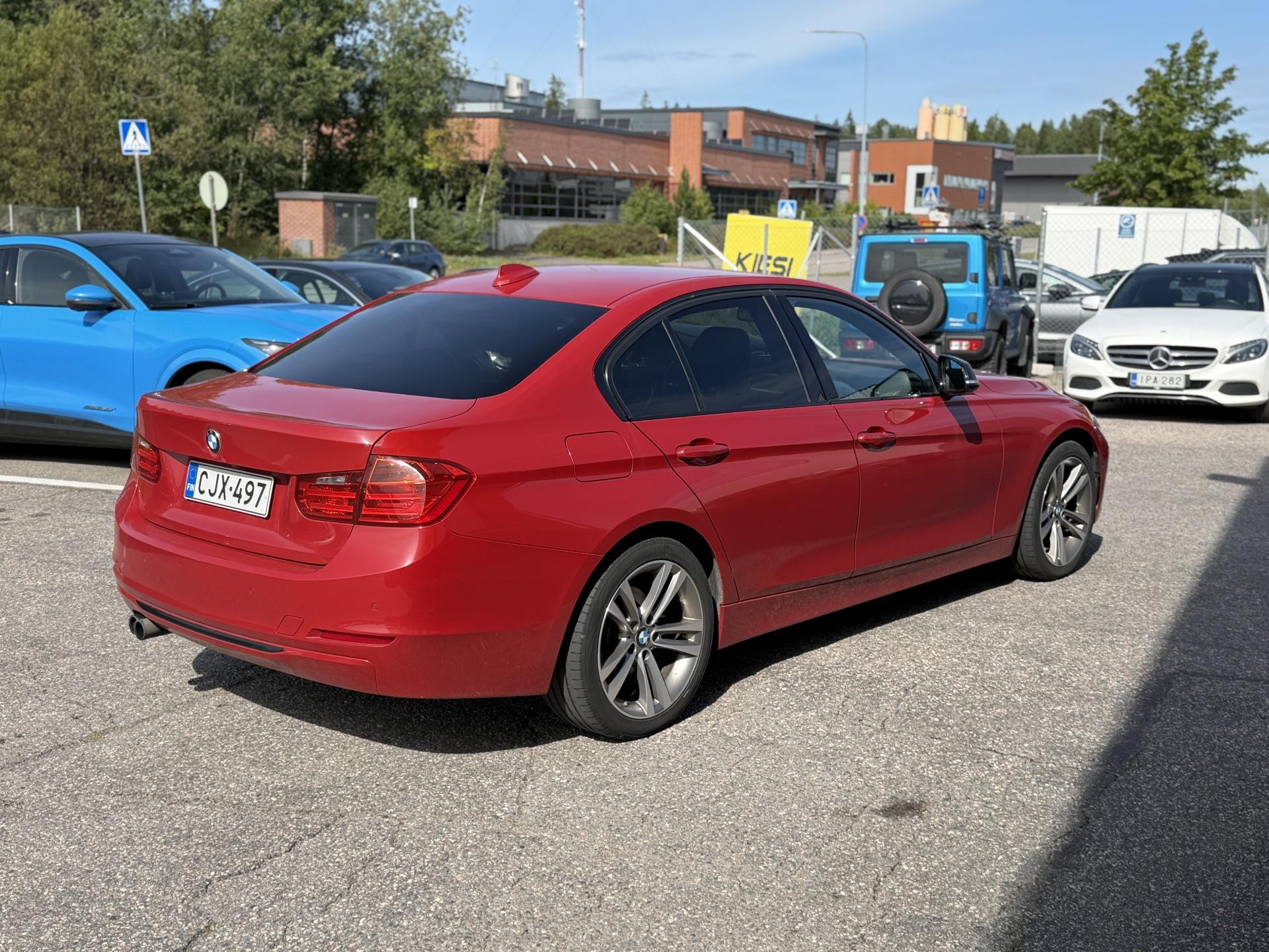 BMW 328 2015, photo 5/24