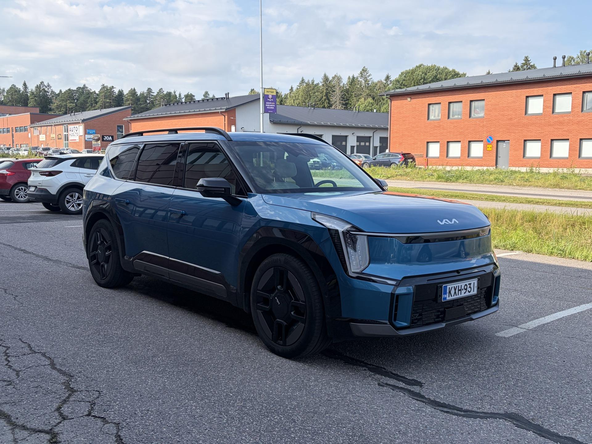 Pienoiskuva 3: 2024 Kia EV9